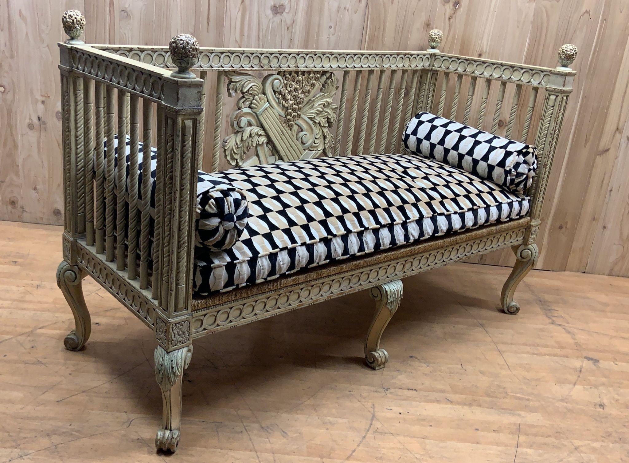 Mid-20th Century Vintage Italian Neoclassical Carved Settee Bench For Sale