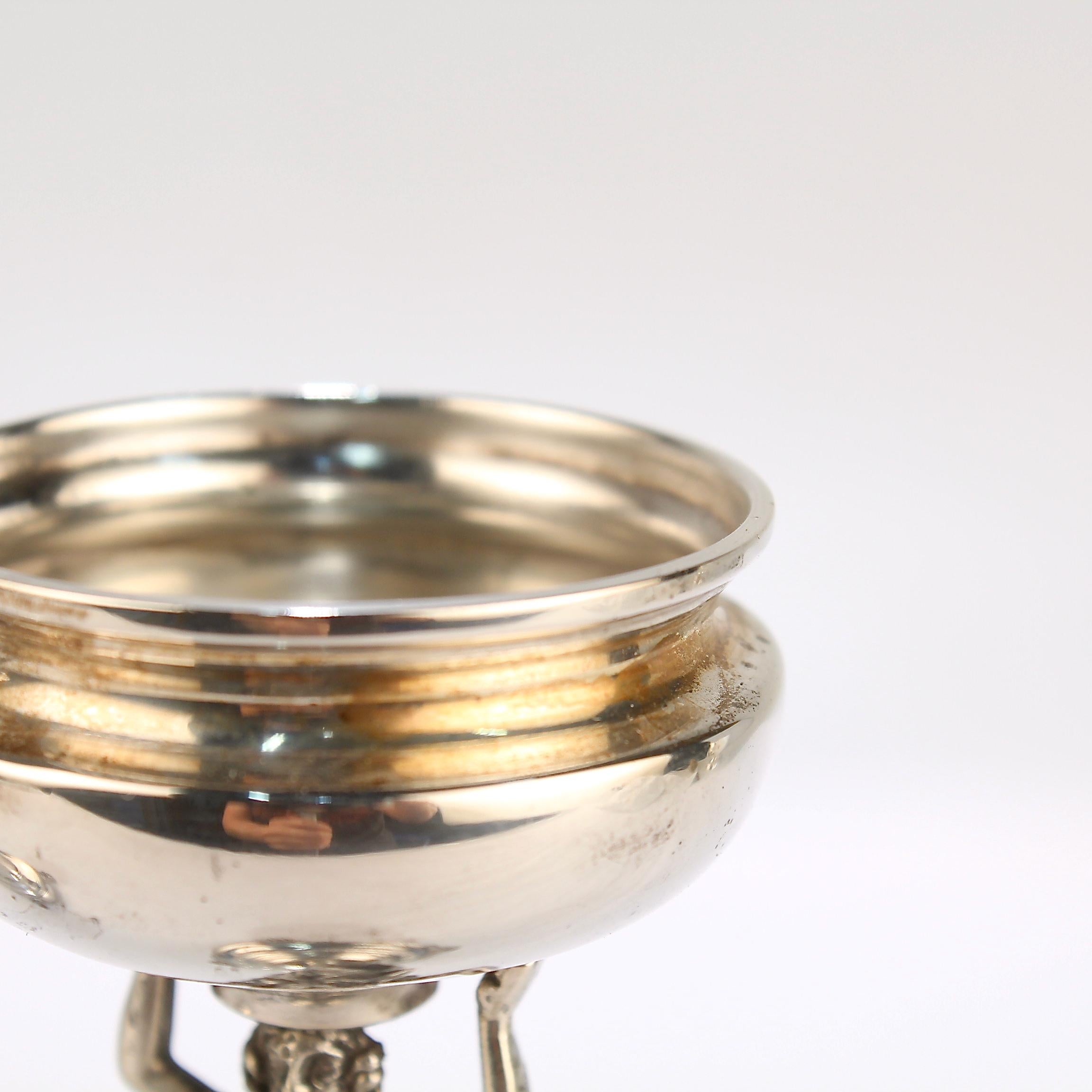 Vintage Italian Neoclassical Figural 800 Silver Pedestal Salt & Pepper Shaker For Sale 5