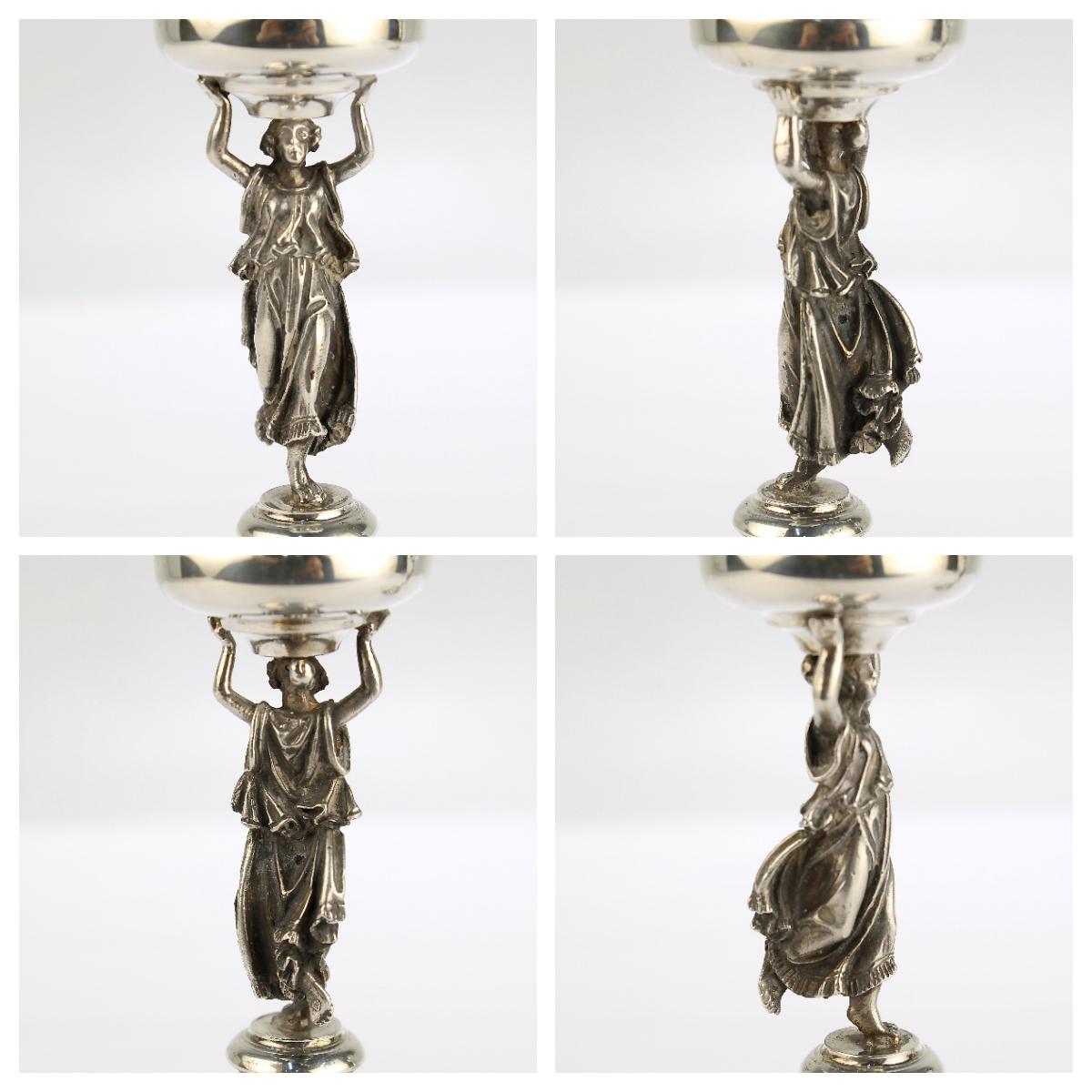 Salière et poivrière italienne néoclassique vintage figurative figurative à piédestal en argent 800 en vente 4