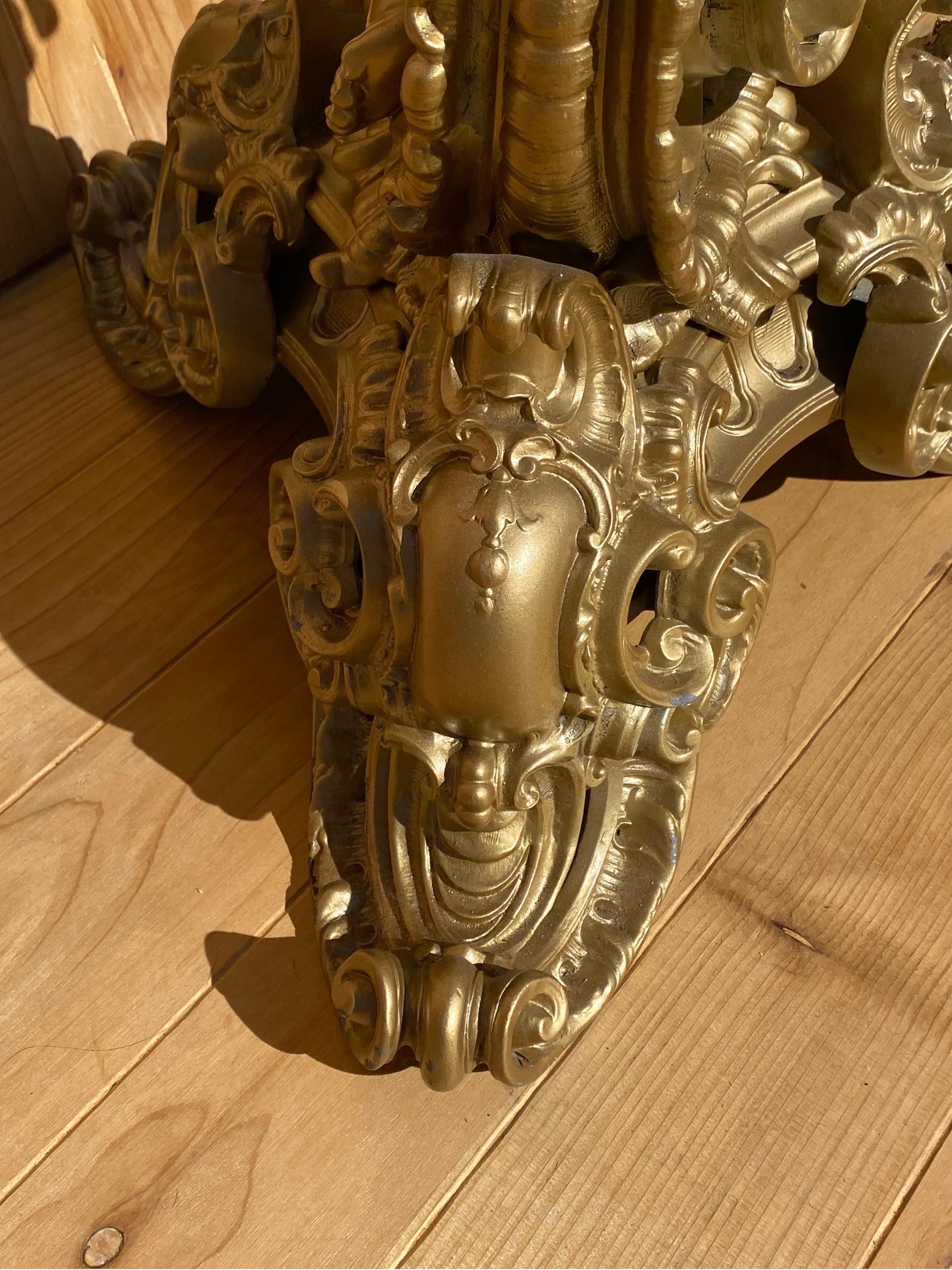 Vintage Italian Neoclassical Style Gold Ornate Cherub Putti Pedestal Plant Stand For Sale 2
