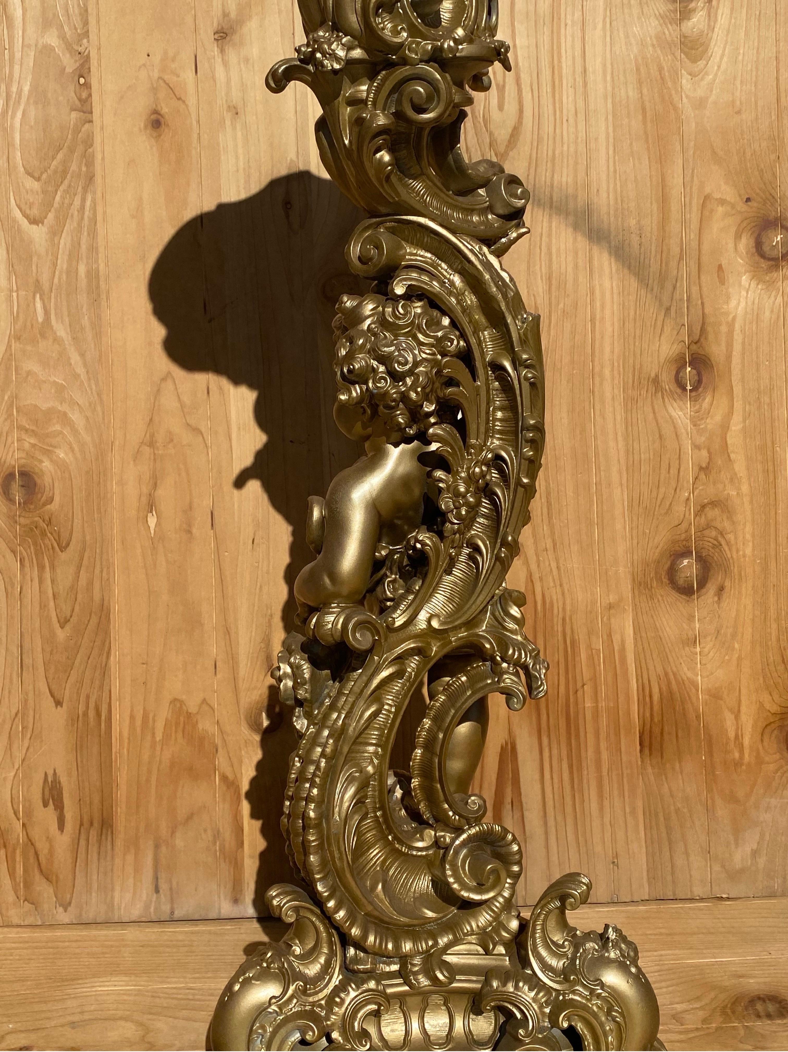 Vintage Italian Neoclassical Style Gold Ornate Cherub Putti Pedestal Plant Stand For Sale 3