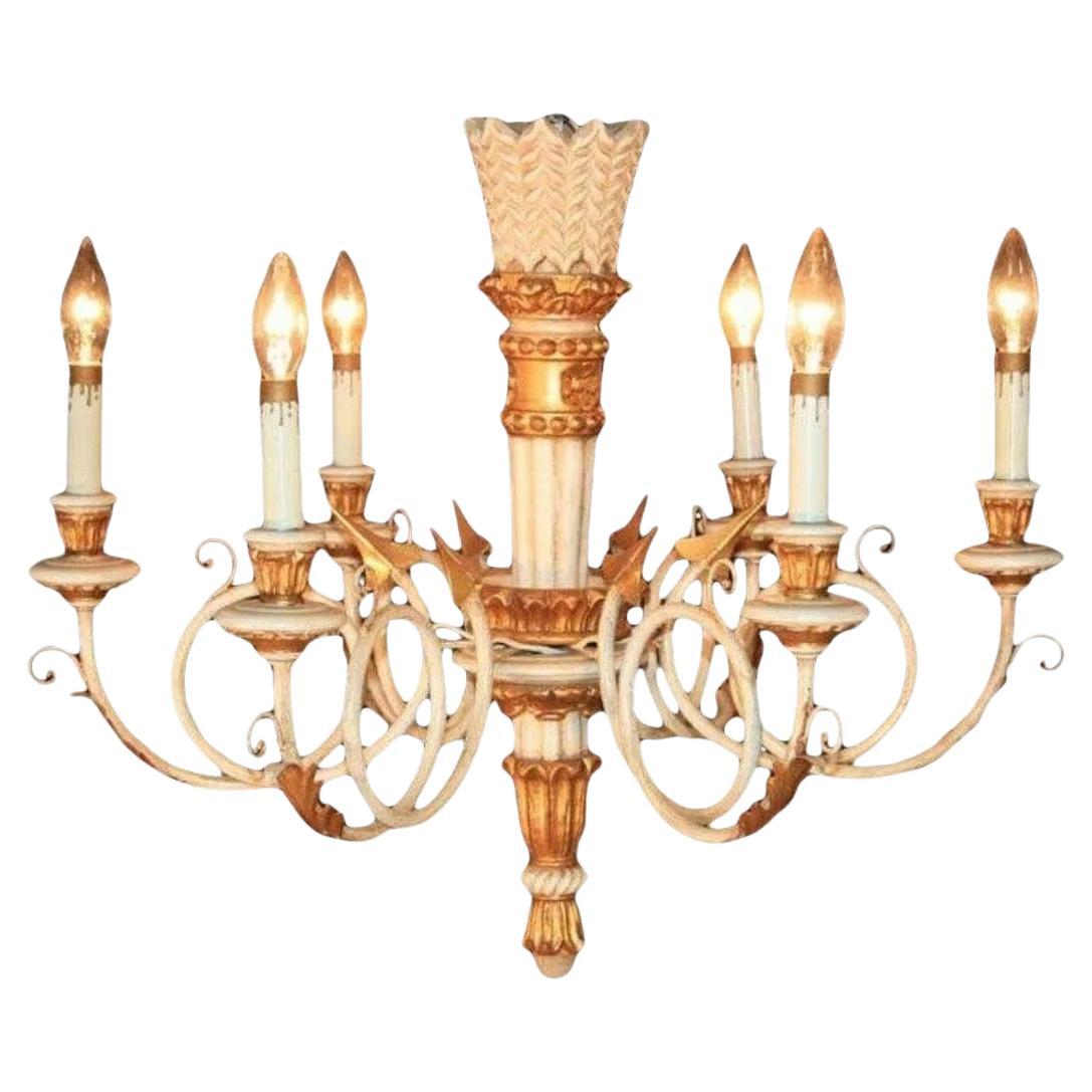 Lampadario a freccia in stile neoclassico italiano vintage in legno dorato bianco e oro