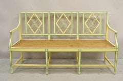 Vintage Italienisch Neoklassischen Gelb Gemalt Cane Sitz Laubsägearbeiten Settee Bank