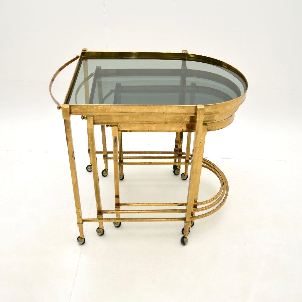 Fin du 20e siècle Ensemble de tables italiennes vintage en laiton en vente