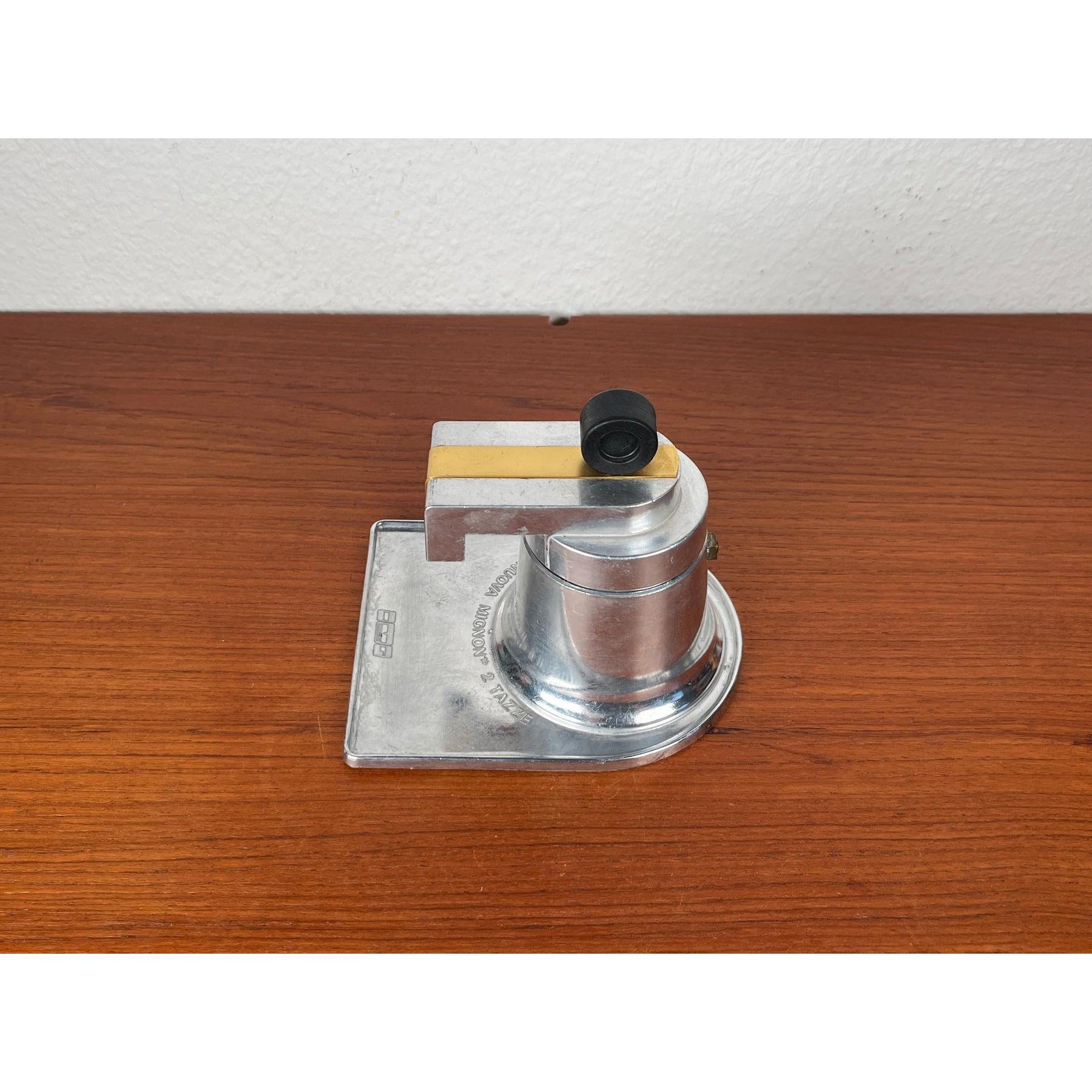 Vintage Italian Nuova Mignon Espresso Maker by Luigi Bialetti for Bialetti 1960s For Sale 9