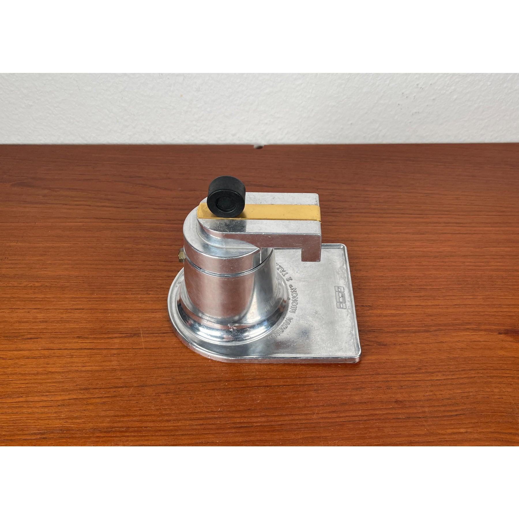 Vintage Italian Nuova Mignon Espresso Maker by Luigi Bialetti for Bialetti 1960s For Sale 10