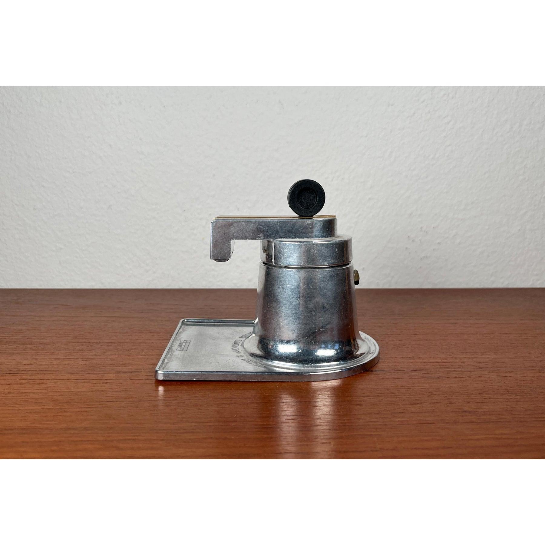 Vintage Italian Nuova Mignon Espresso Maker by Luigi Bialetti for Bialetti 1960s For Sale 3