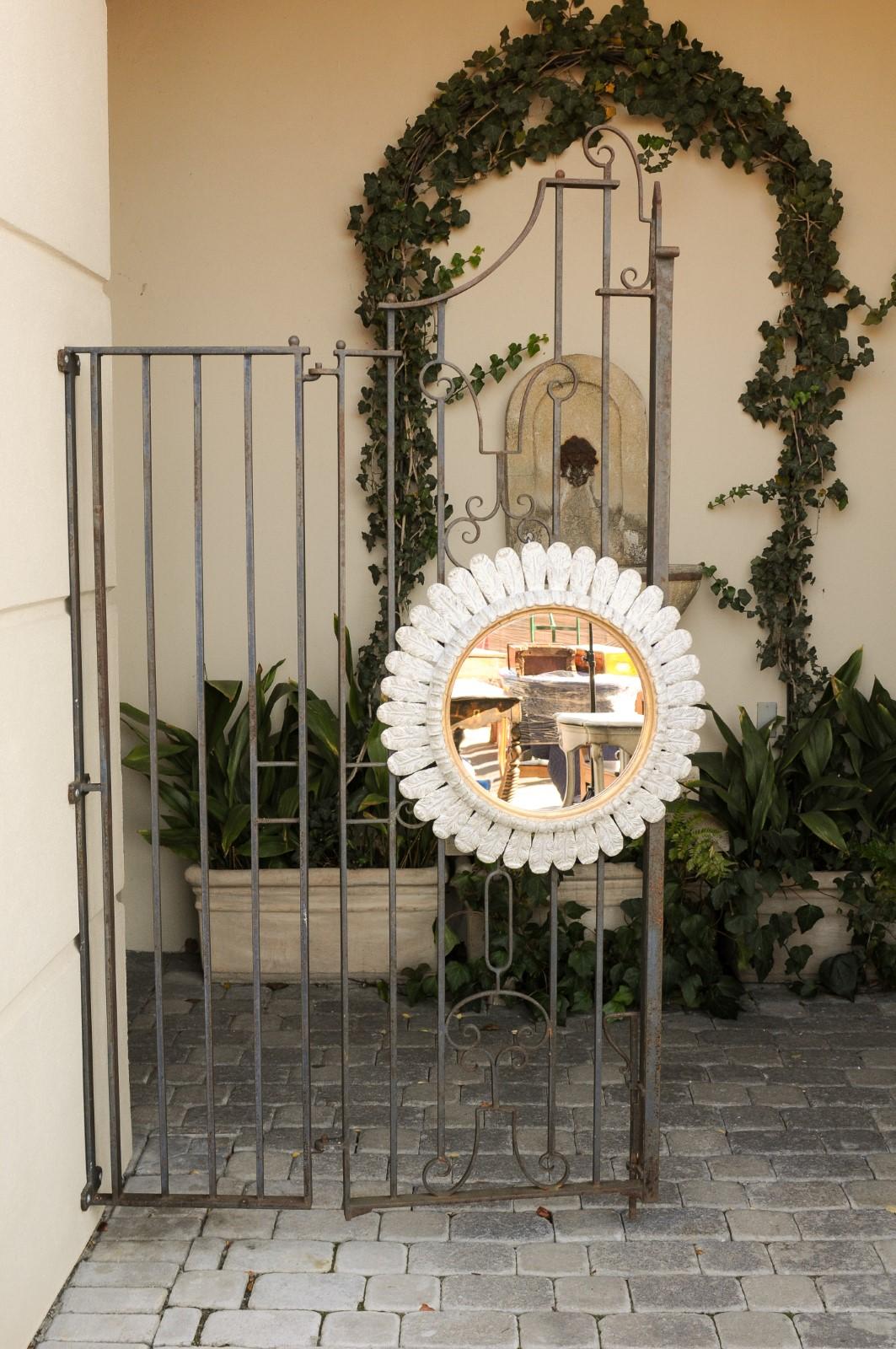 Vintage Italian Off-White Painted and Foliage-Carved Wooden Mirror, circa 1950 2
