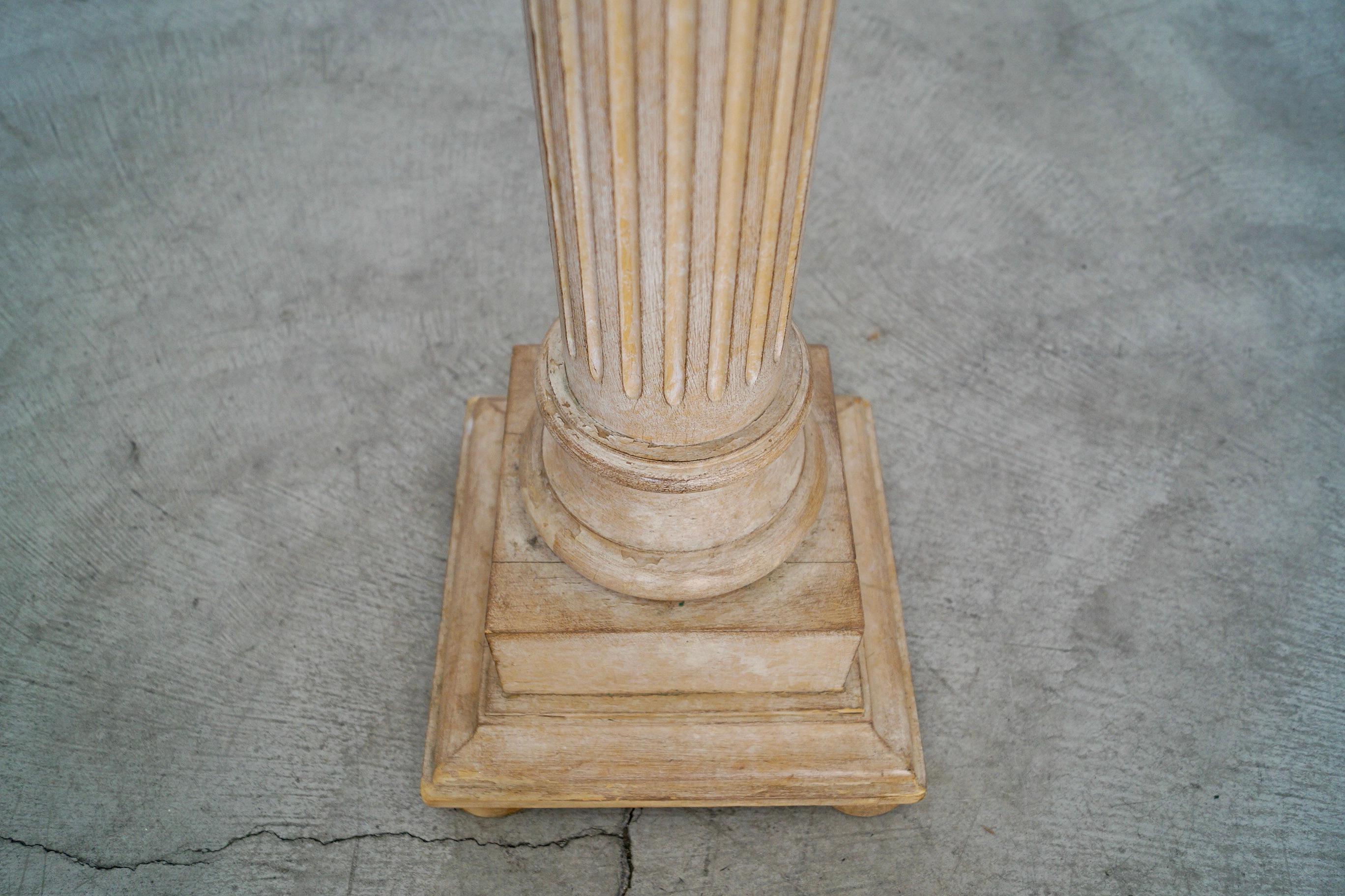Vintage Italian Old World Neoclassical Column Pedestal Stand For Sale 7