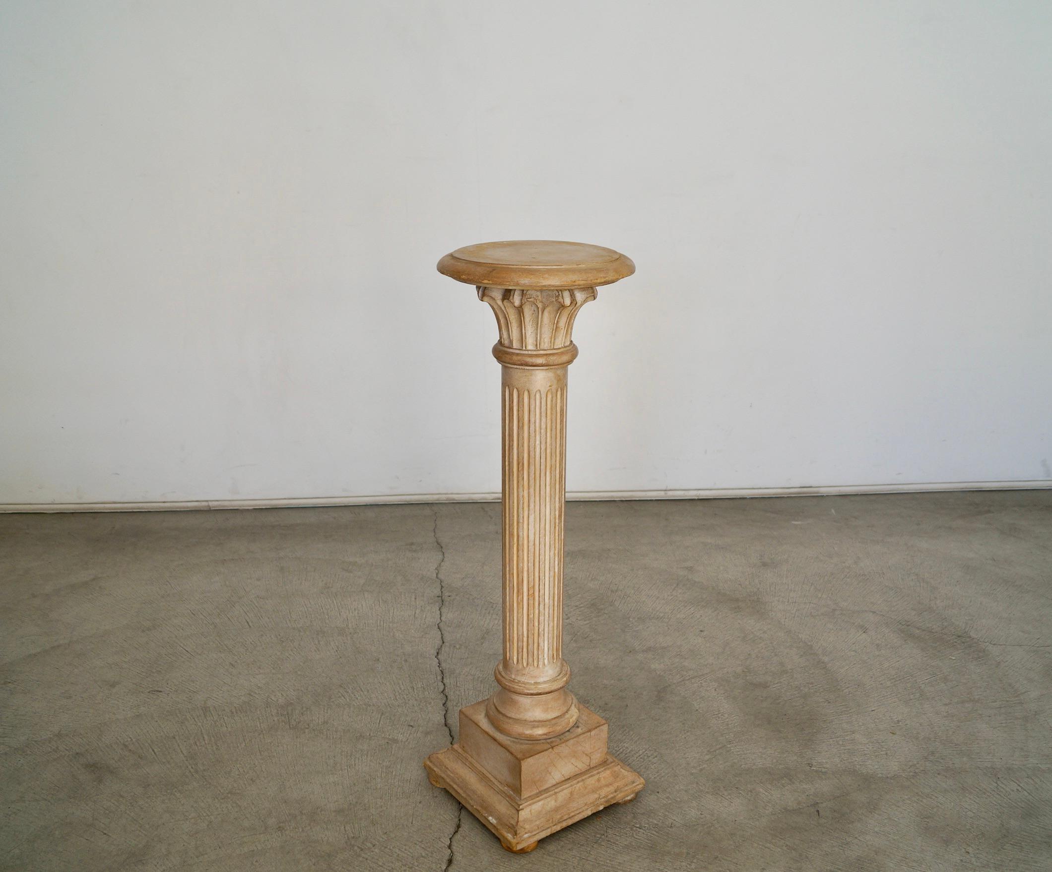 Vintage Italian Old World Neoclassical Column Pedestal Stand For Sale 1
