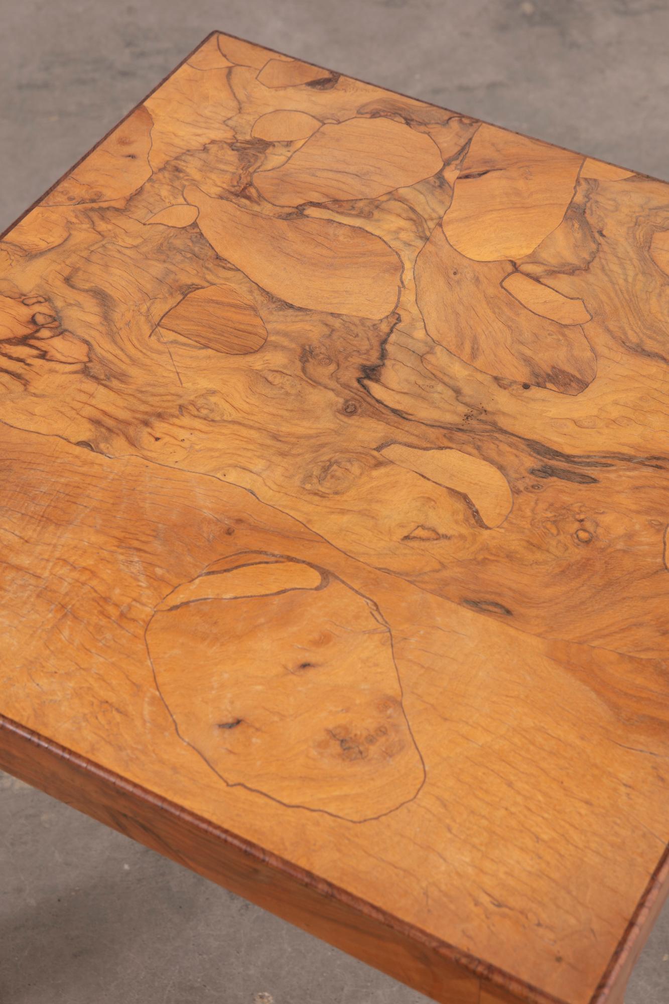 Olivier Vintage Italian Olive Parsons Style Side Table en vente