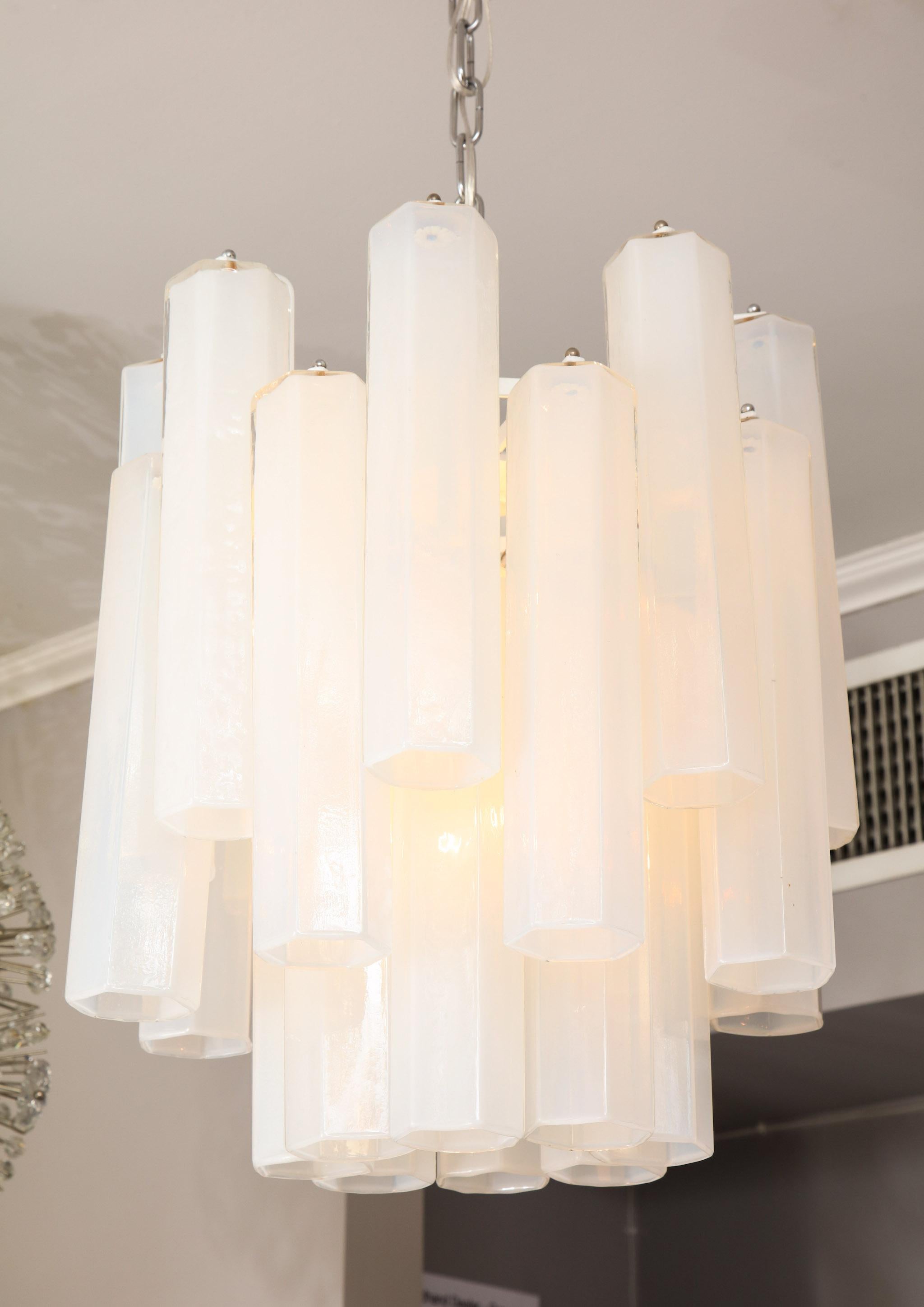 Vintage Italian Opalescent Glass Chandelier In Excellent Condition In New York, NY