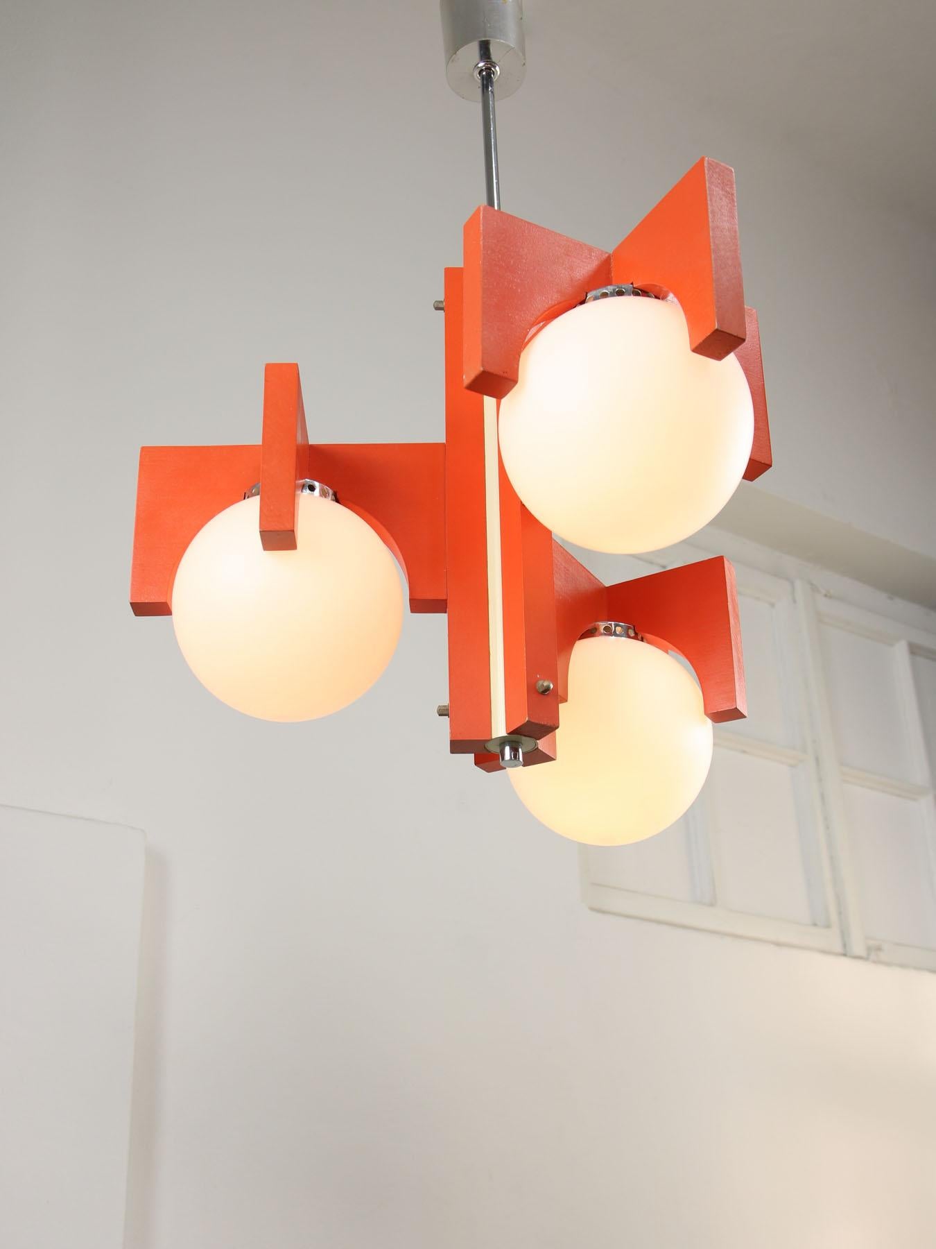 Mid-Century Modern Lustre italien vintage orange et opaline, années 1970 en vente