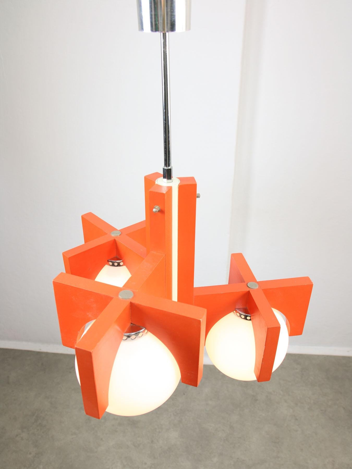 Lustre italien vintage orange et opaline, années 1970 en vente 1
