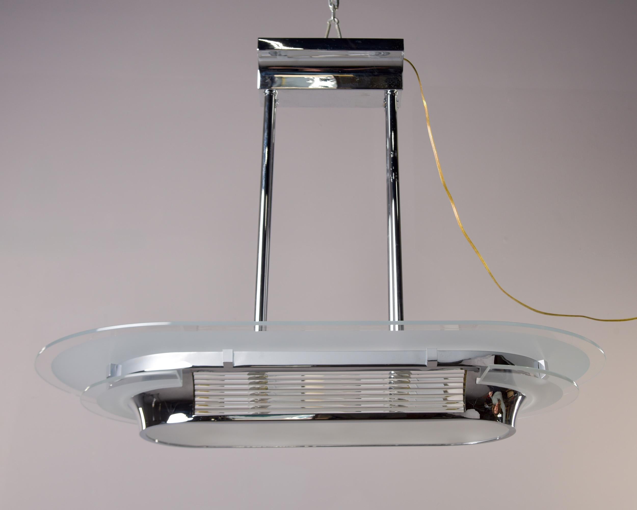 Lampada a sospensione ovale italiana vintage in stile Art Déco in vendita 7