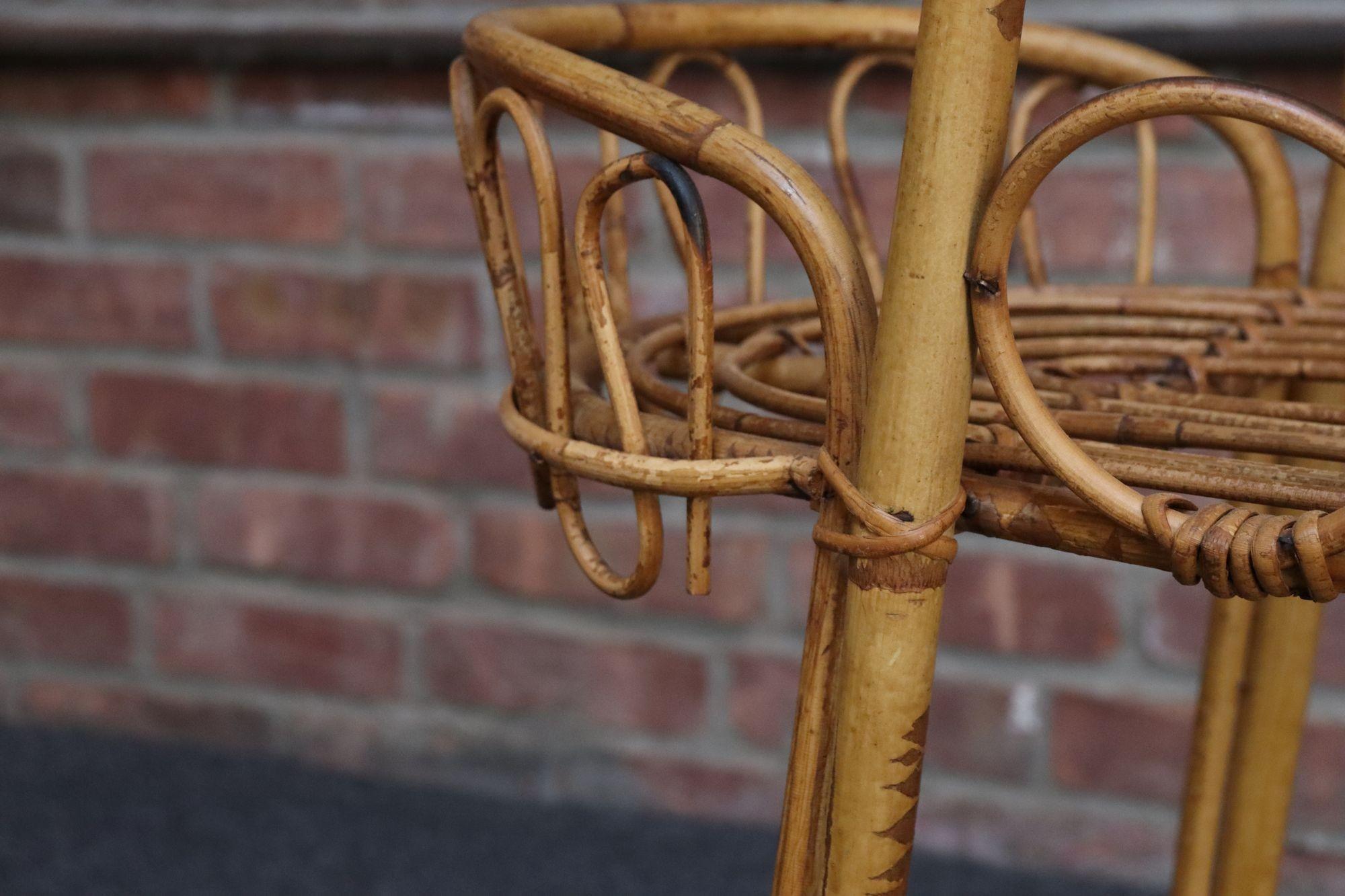 Vintage Italian Oval Bar Cart / Trolley on Caster Wheels in Bamboo and Rattan For Sale 11