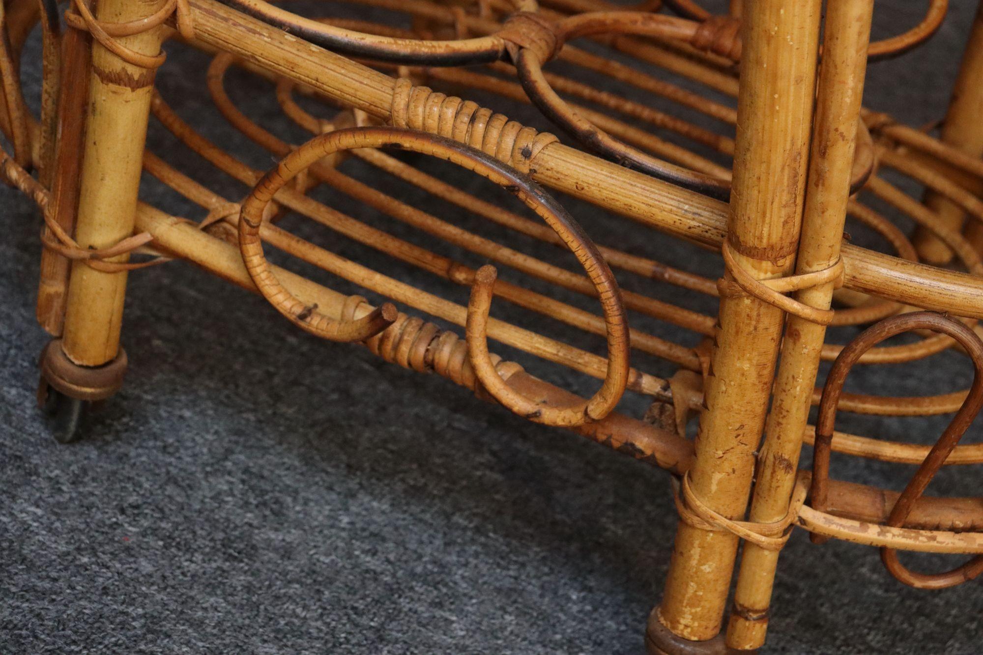 Vintage Italian Oval Bar Cart / Trolley on Caster Wheels in Bamboo and Rattan For Sale 14