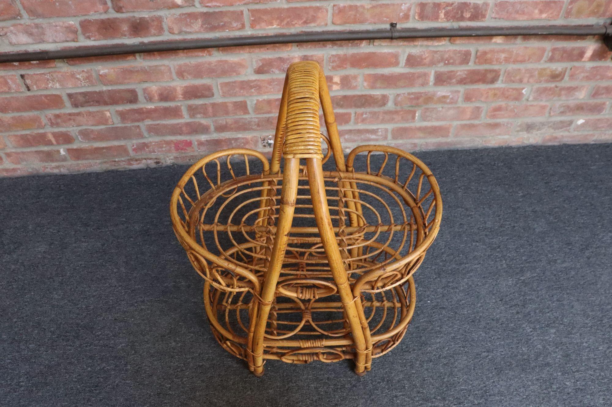 Vintage Italian Oval Bar Cart / Trolley on Caster Wheels in Bamboo and Rattan For Sale 2