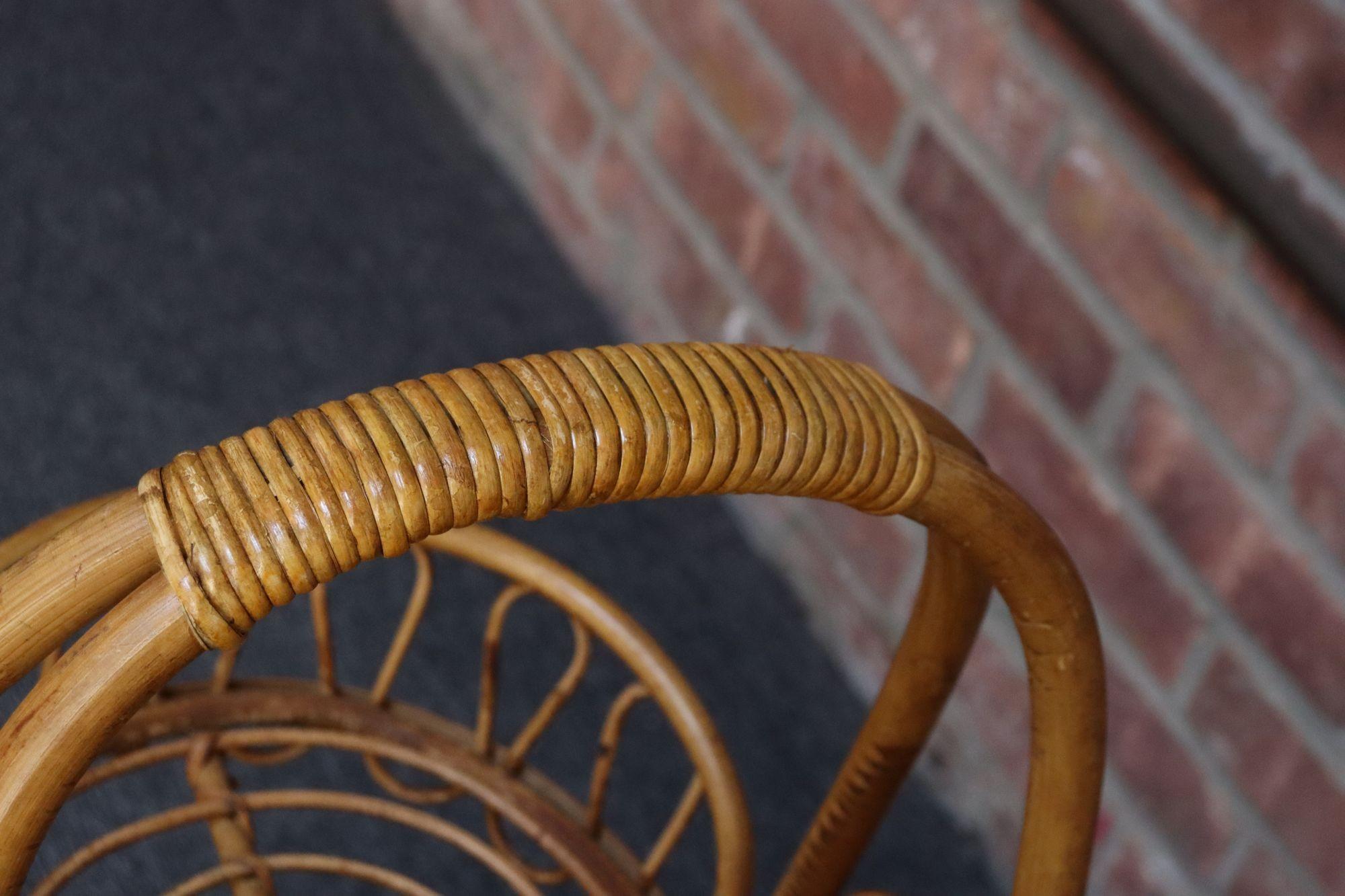 Vintage Italian Oval Bar Cart / Trolley on Caster Wheels in Bamboo and Rattan (Chariot de bar ovale sur roulettes en bambou et rotin) en vente 1