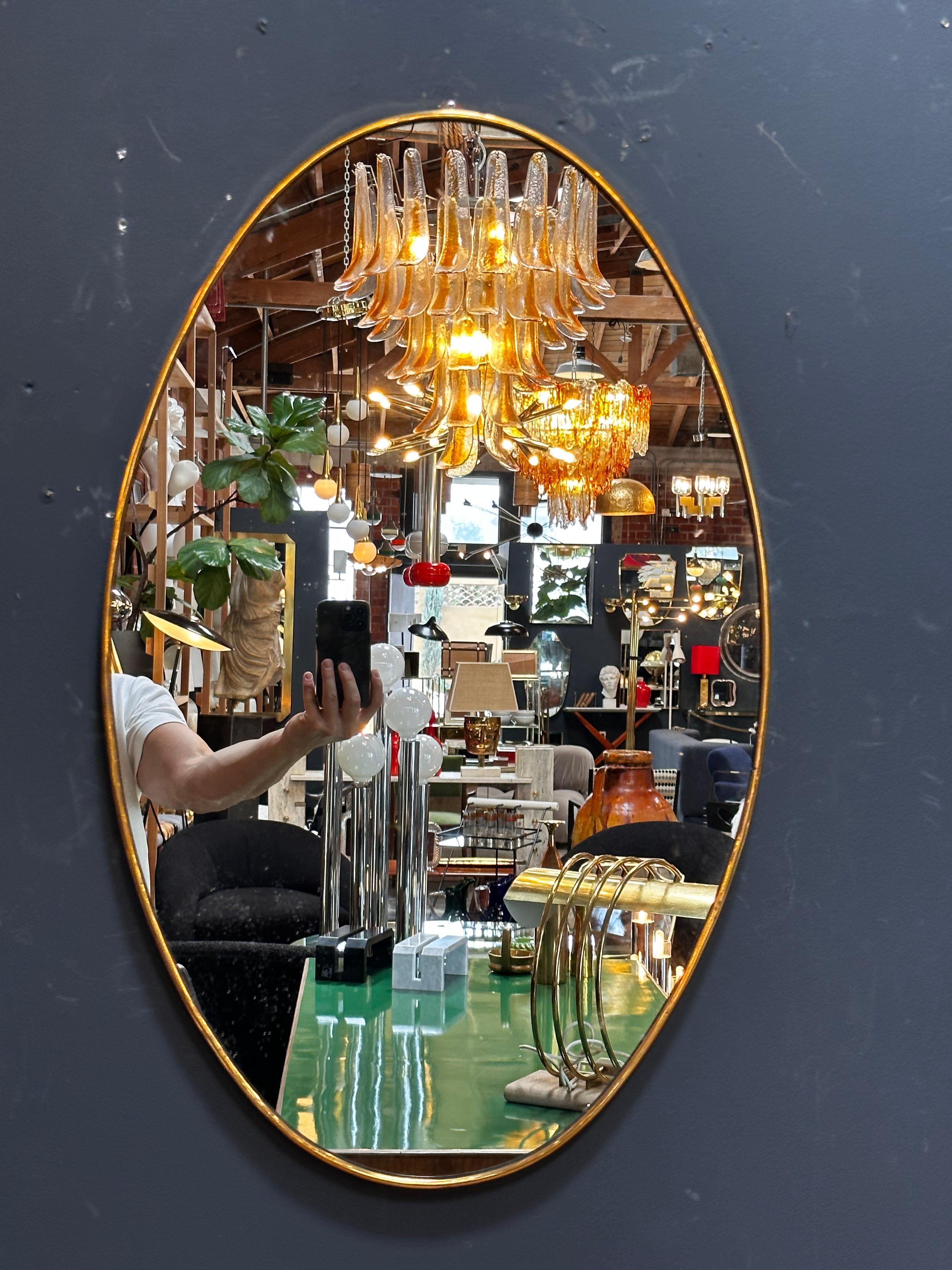 Vintage Italian Oval Brass Wall Mirror 1970s In Good Condition For Sale In Los Angeles, CA