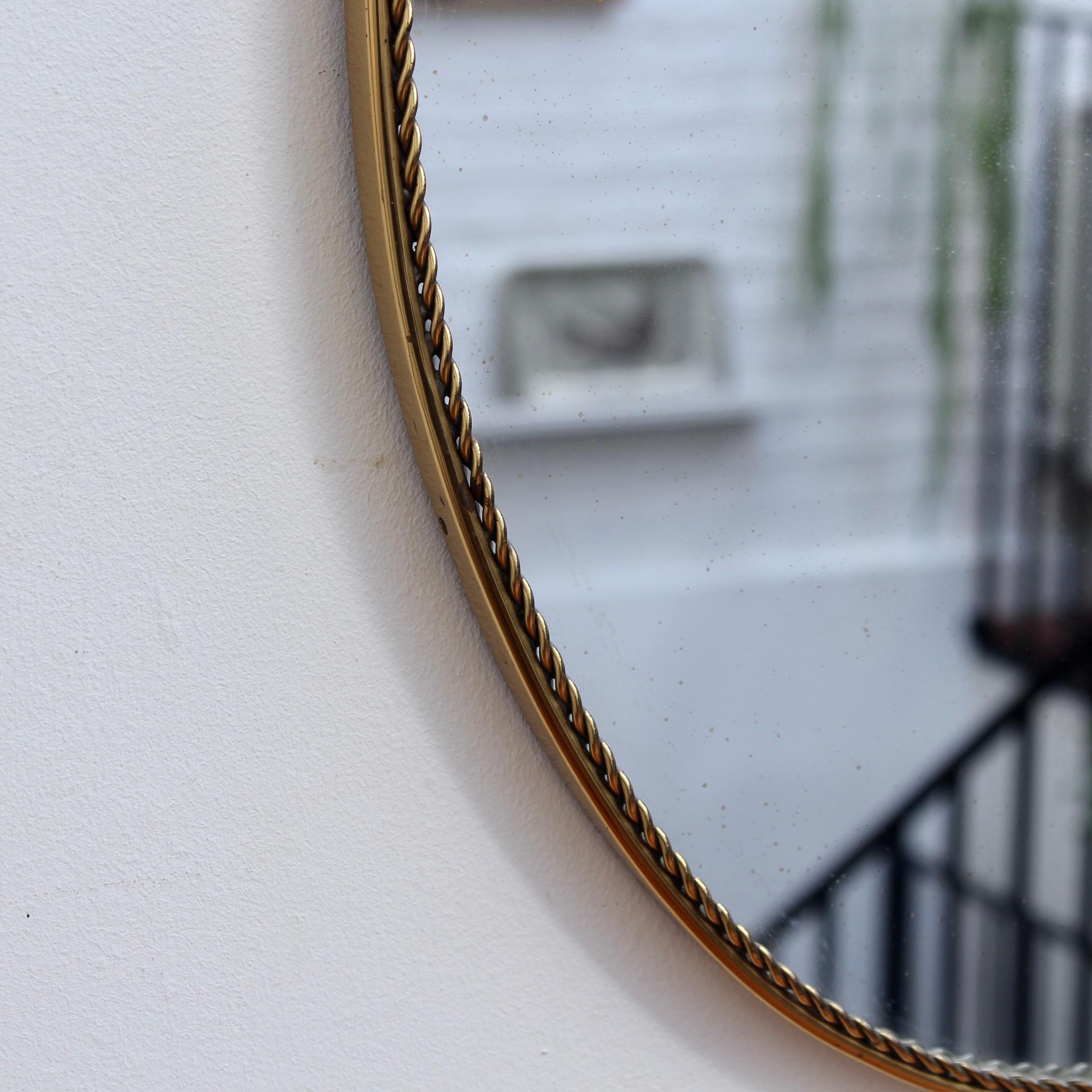 Vintage Italian Oval Wall Mirror in Brass Frame (circa 1950s) - Small 5