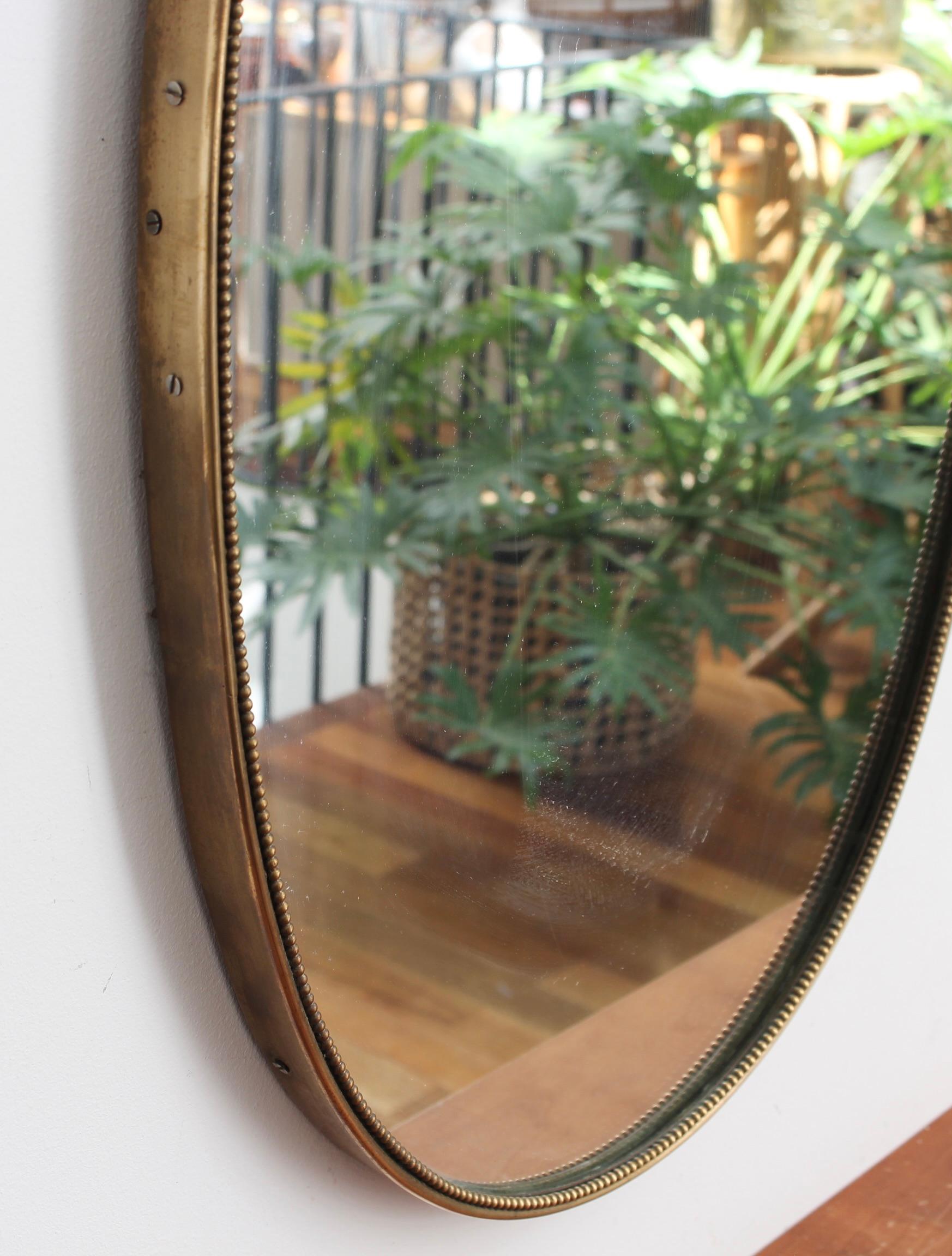 Vintage Italian Oval Wall Mirror with Brass Frame and Beading (circa 1950s) For Sale 2