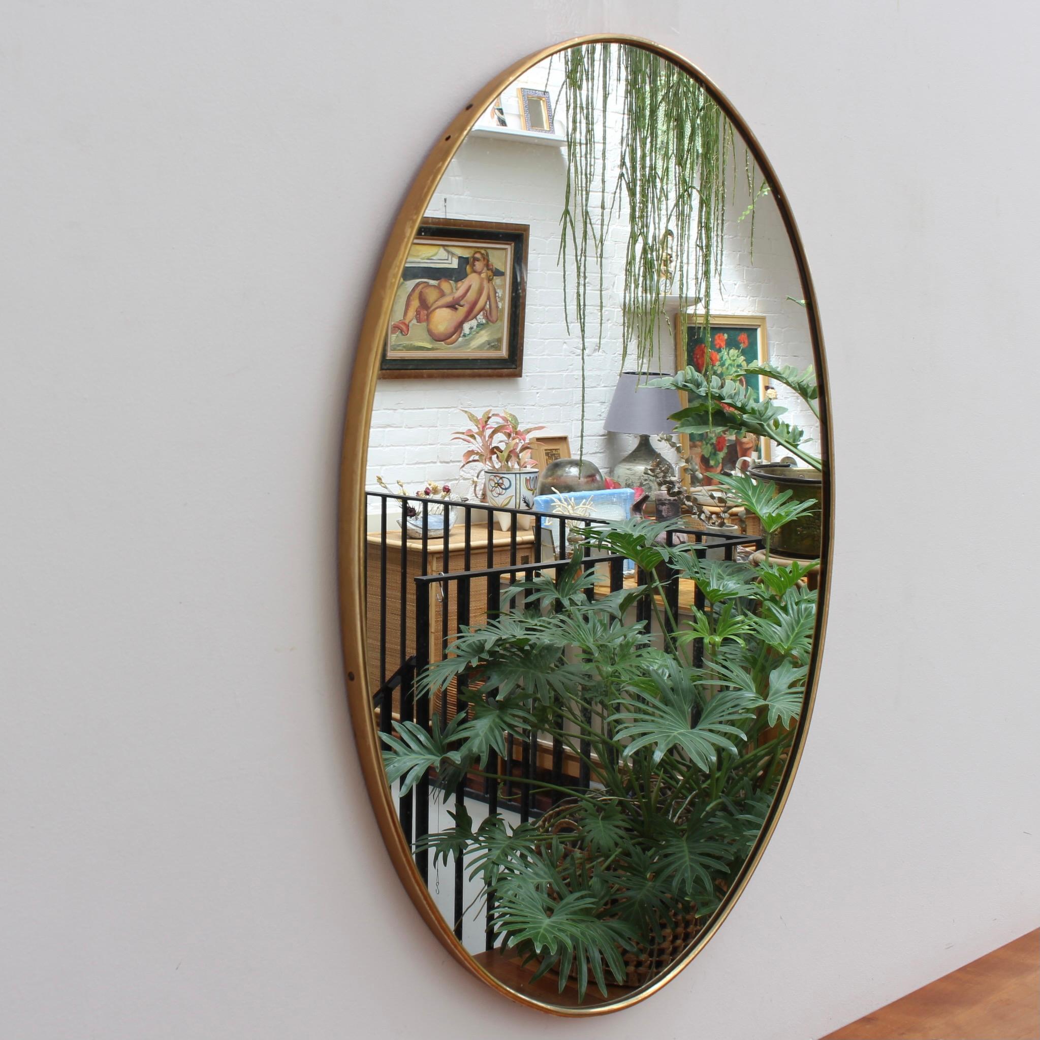 Vintage Italian Oval Wall Mirror with Brass Frame 'circa 1950s' In Good Condition In London, GB