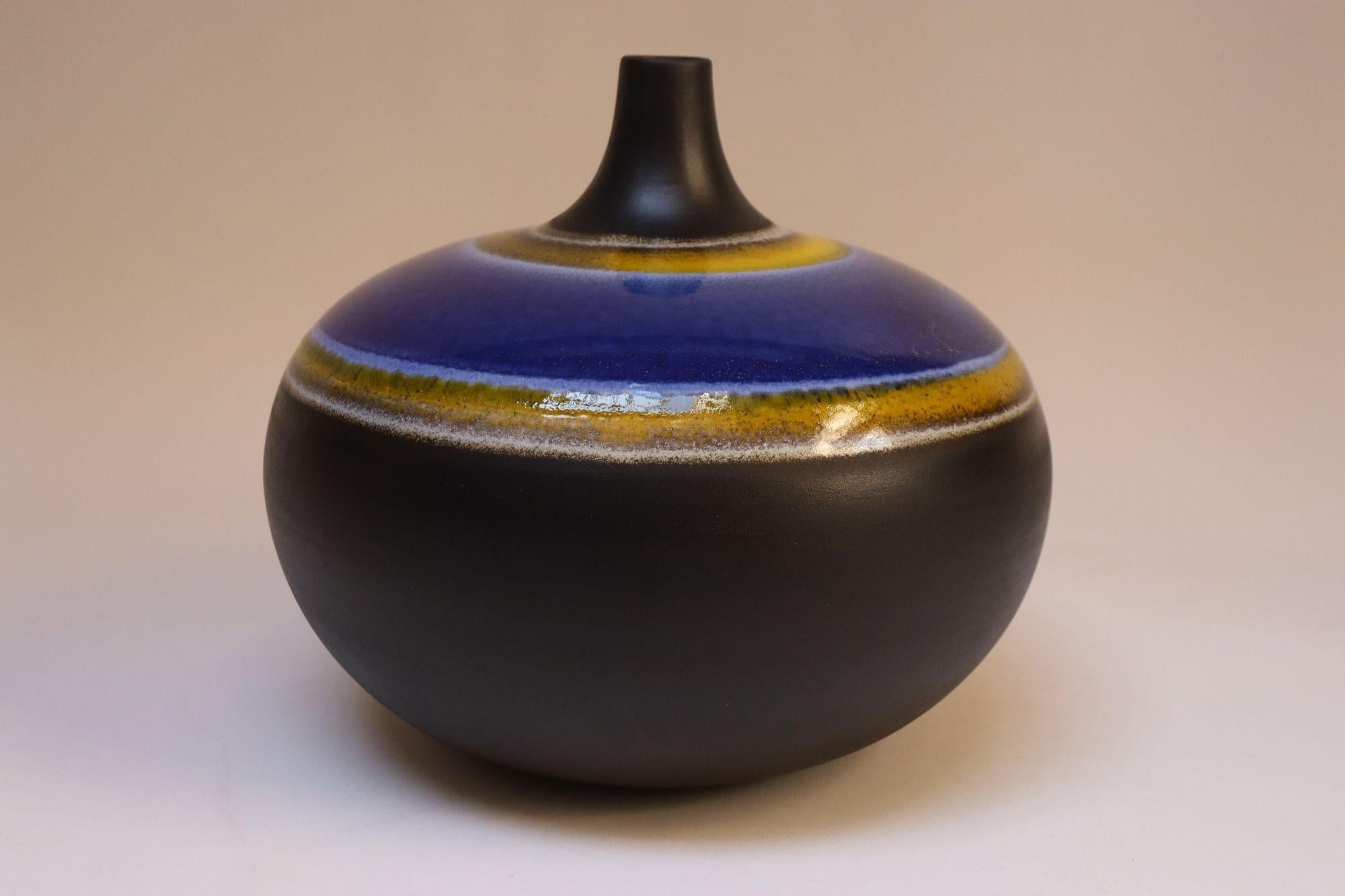 Vintage Italian Oversized Ceramic Vase with Blue and Yellow Glazed Banding For Sale 9