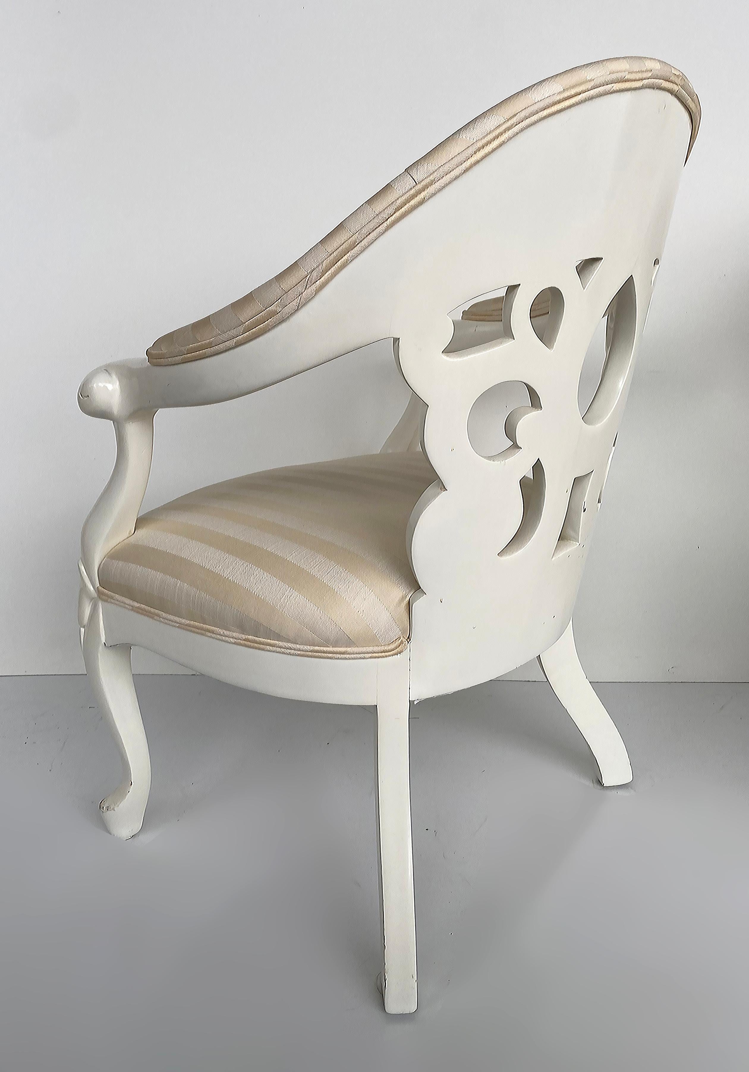 Bemalte David Barrett-Sessel mit Fassrückenlehne, Vintage, Paar (Geschnitzt) im Angebot