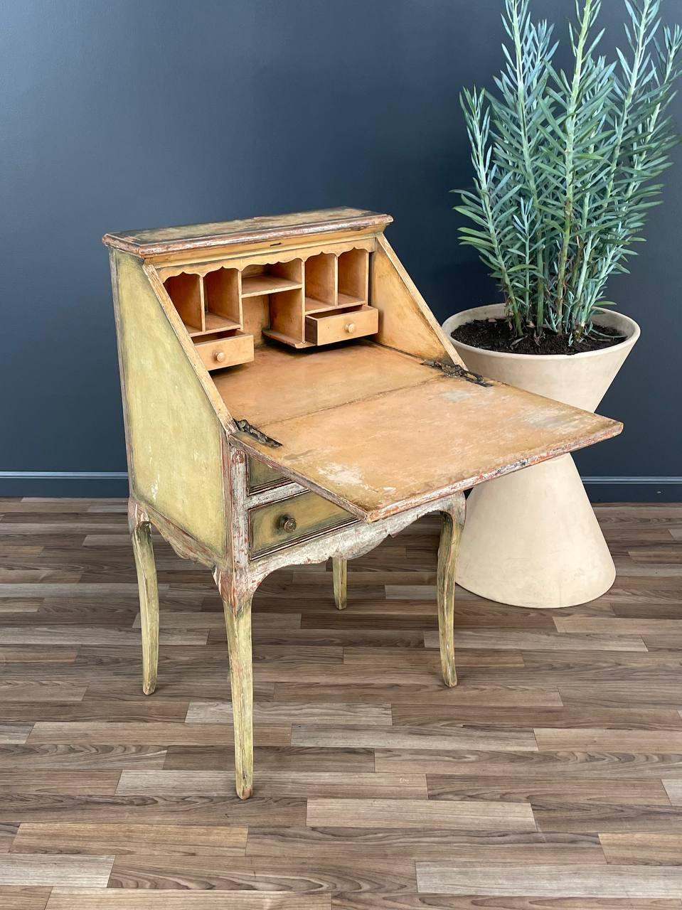 Italienischer lackierter Klappschreibtisch im Vintage-Look im Angebot 1