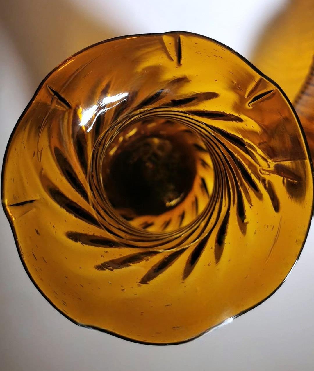 Vintage Italian Pair of Tuscan Blown Glass Vases 6