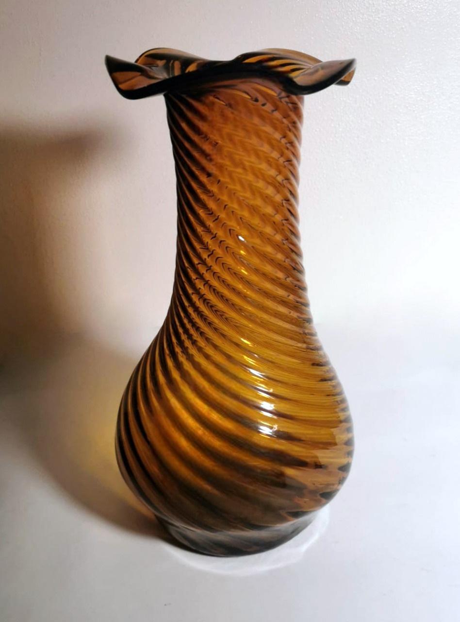 Vintage Italian Pair of Tuscan Blown Glass Vases 2