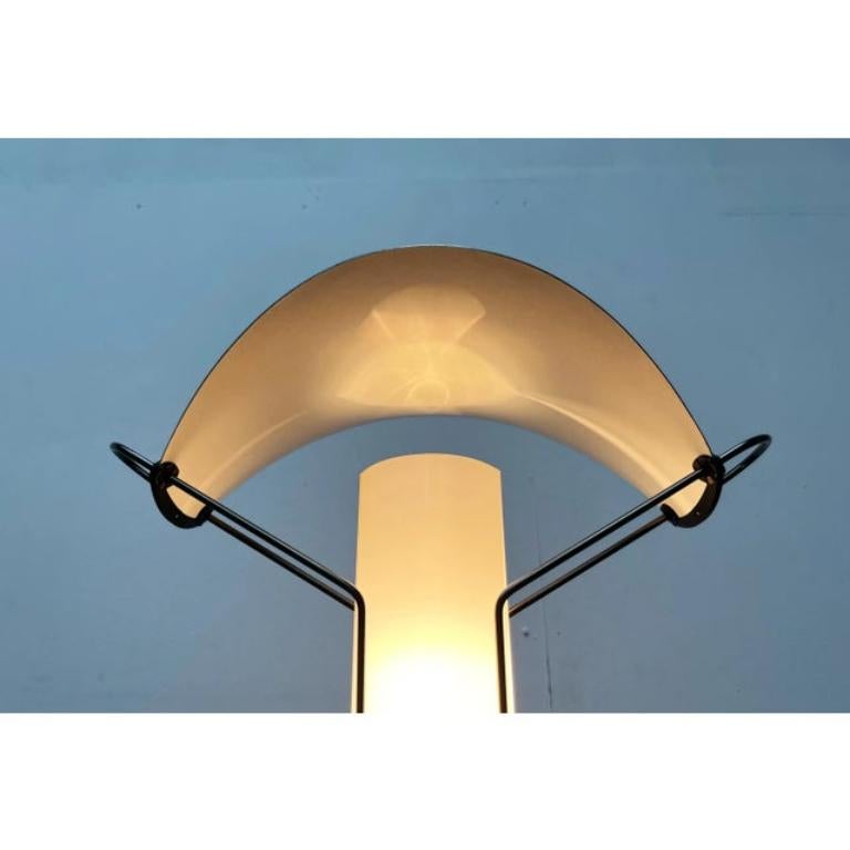 Vintage Italian Palio Table Lamp by Perry King, S. Miranda for Arteluce, 1980s In Excellent Condition For Sale In Hamburg, DE
