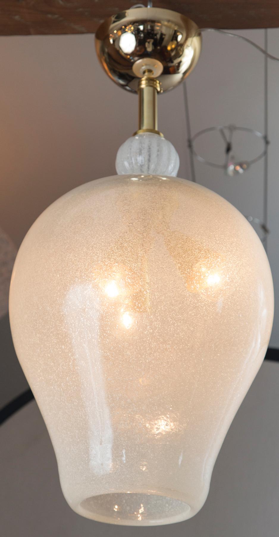 Vintage Italian Pear-Shaped Pendant Ceiling Light by Seguso In Good Condition For Sale In Westport, CT