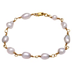 Vintage Italian pearl 14k yellow gold bracelet