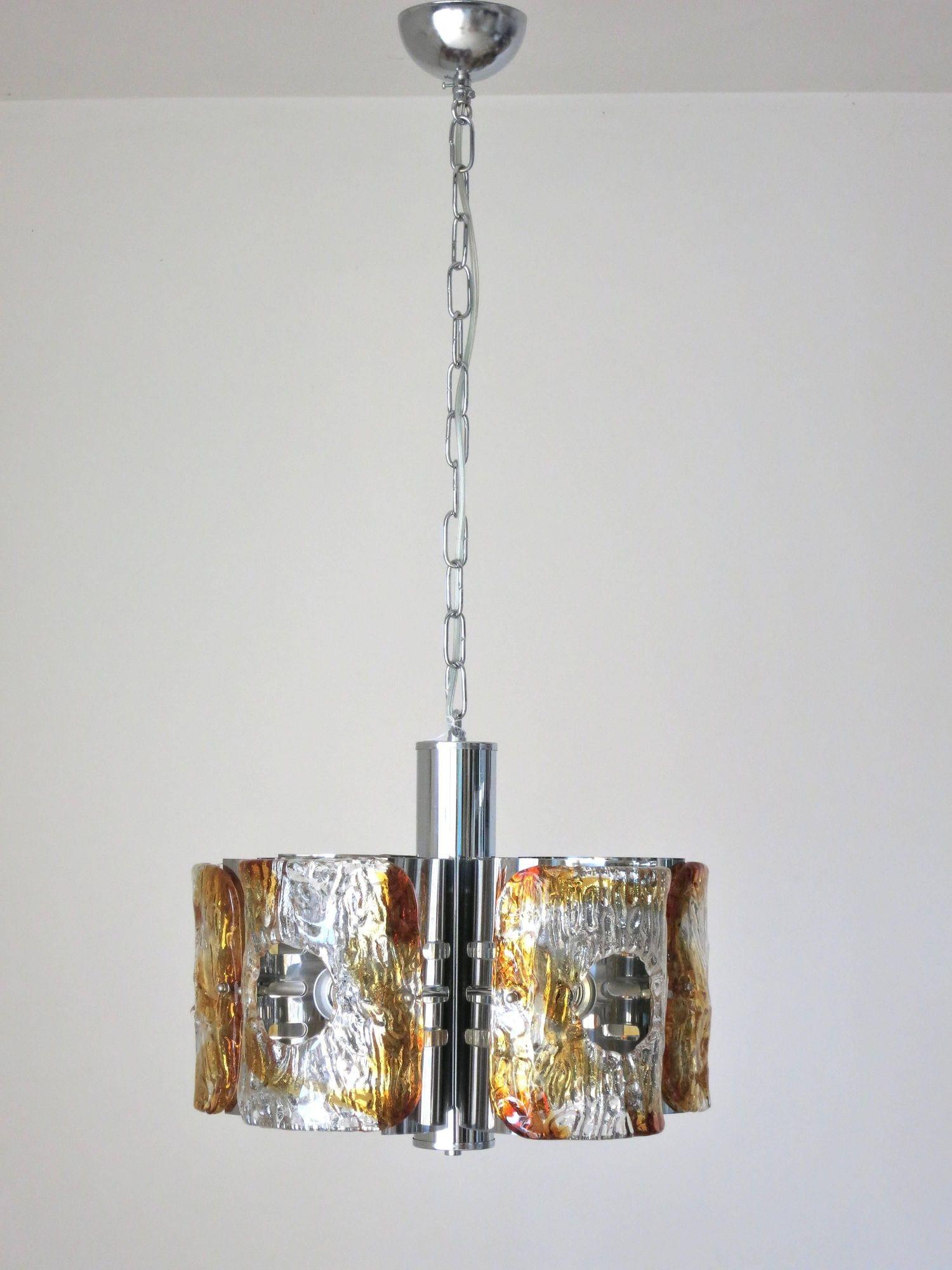 Lampe à suspension italienne vintage avec verre de Murano transparent et ambré par Mazzega Bon état - En vente à Los Angeles, CA