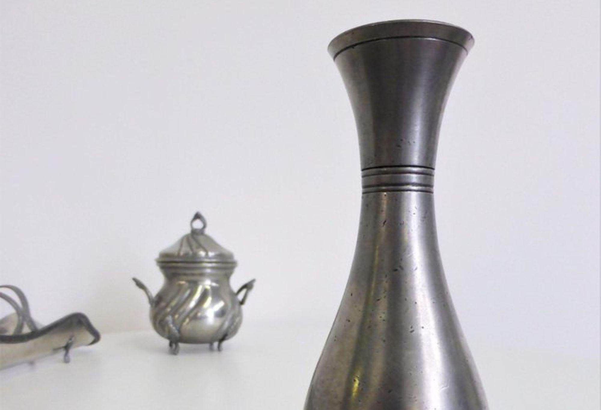 Vintage Italian Pewter Coffee Set, 1950s - Elegancia retro para su colección en venta 2