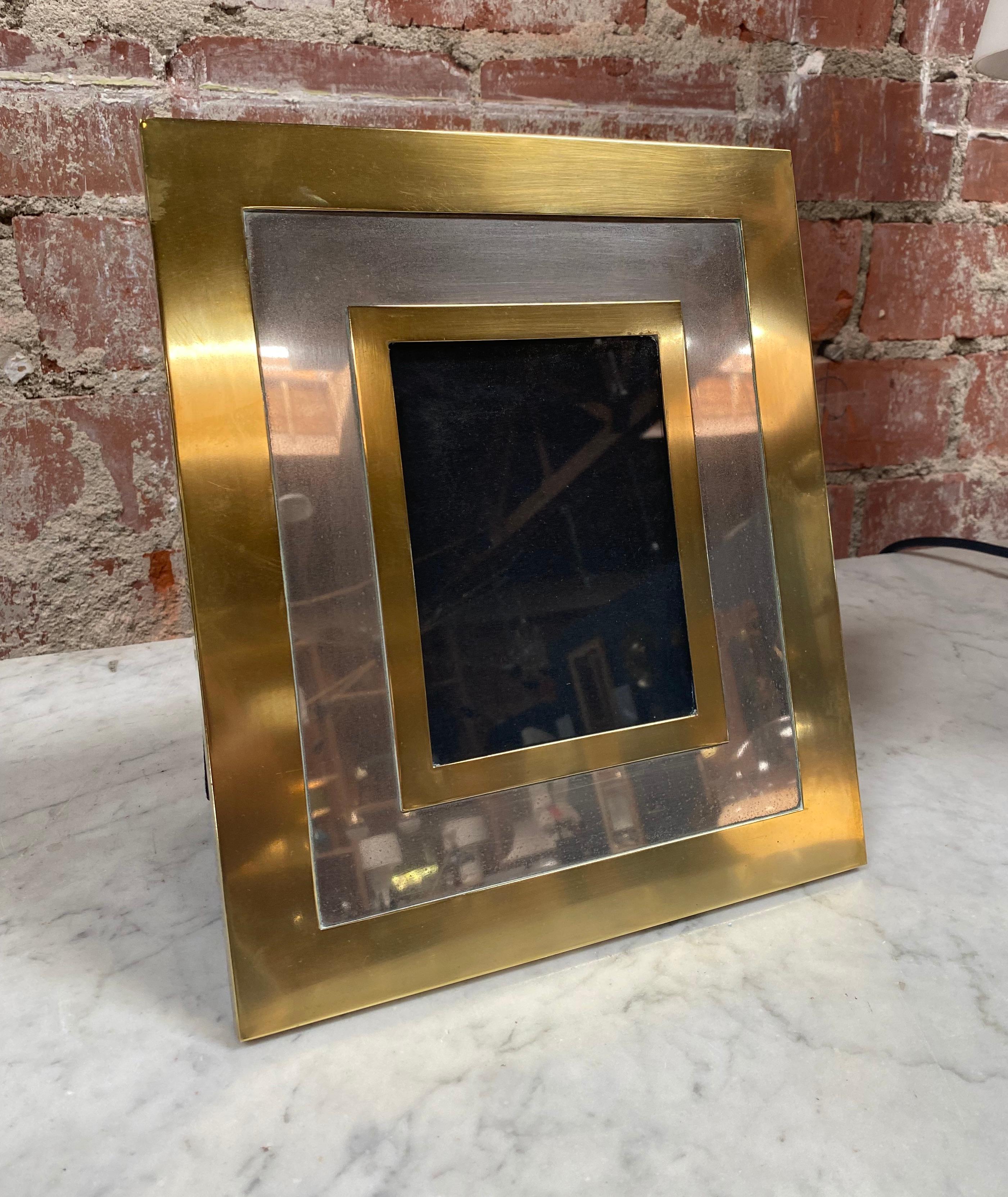 This luxury photo frame was designed by Liwan's for Maison Mercier Freres.