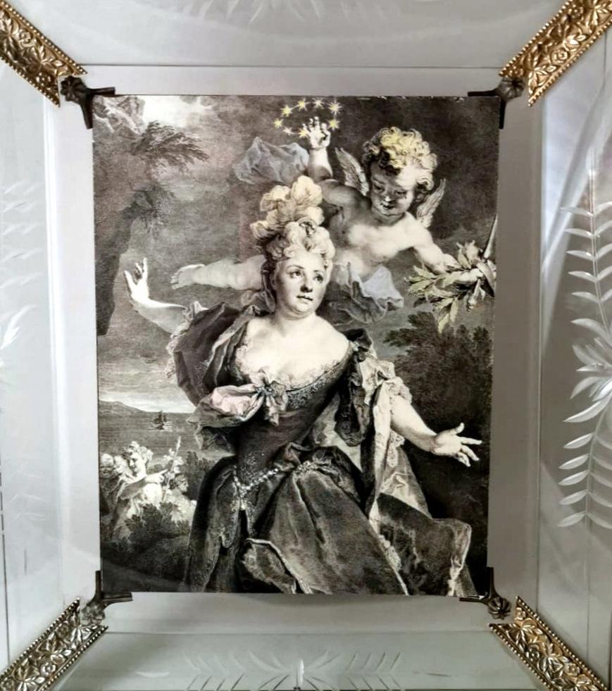 Vintage Italian Picture Frame With Engraved And Ground Crystal Plates In Good Condition In Prato, Tuscany