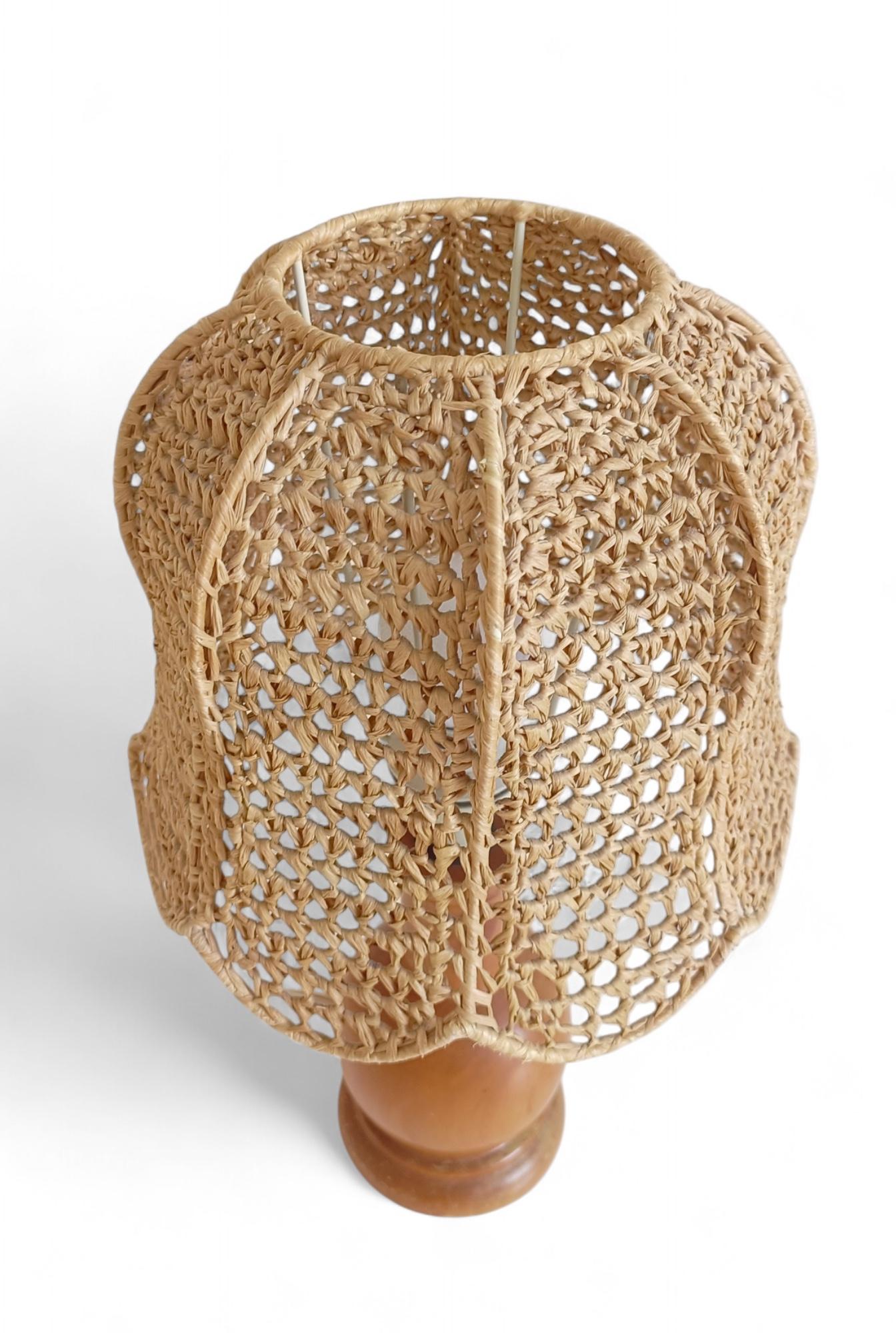 Vintage Italian Pine Wood Lamp With Hand-Woven Macrame Raffia Shade For Sale 2