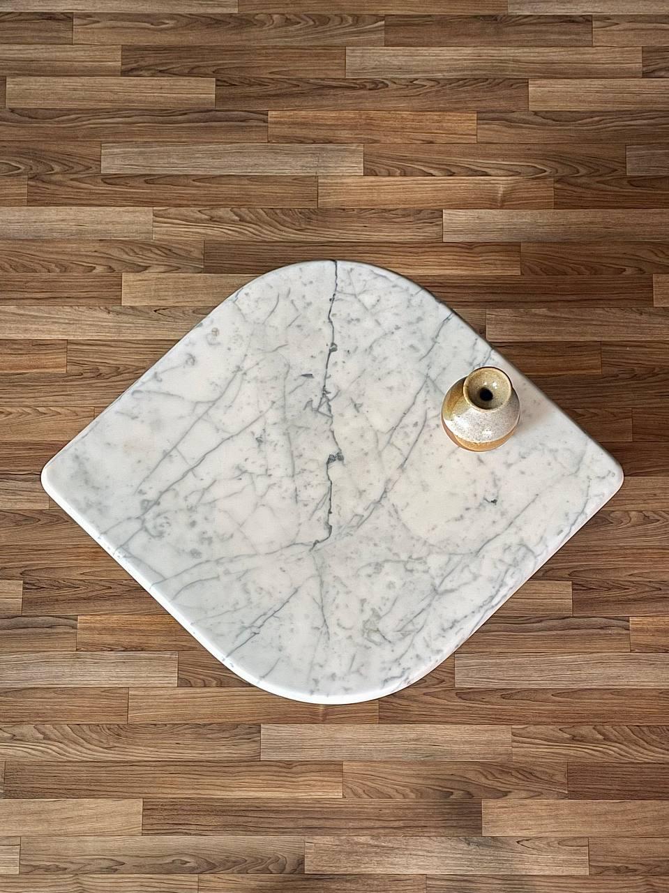 Vintage Italian Post Modern Carrara “Tear Drop” Side Table For Sale 1