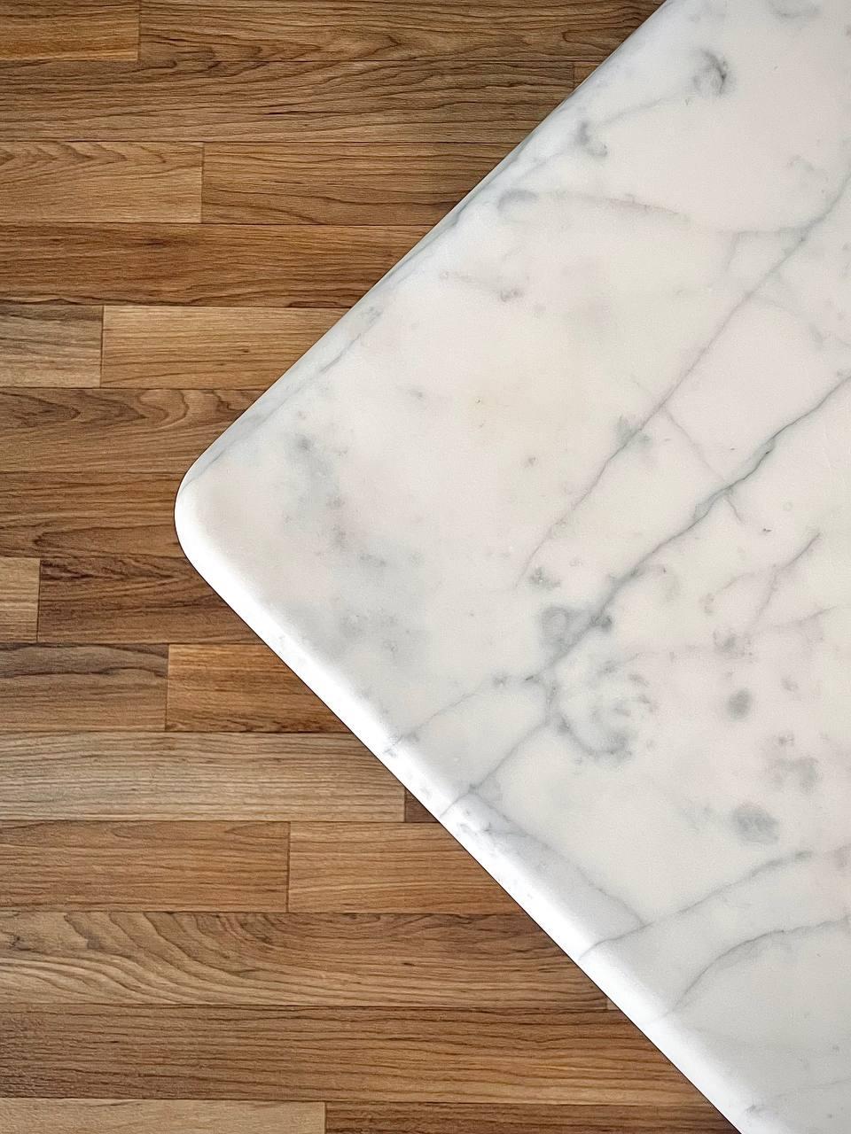 Vintage Italian Post Modern Carrara “Tear Drop” Side Table For Sale 2