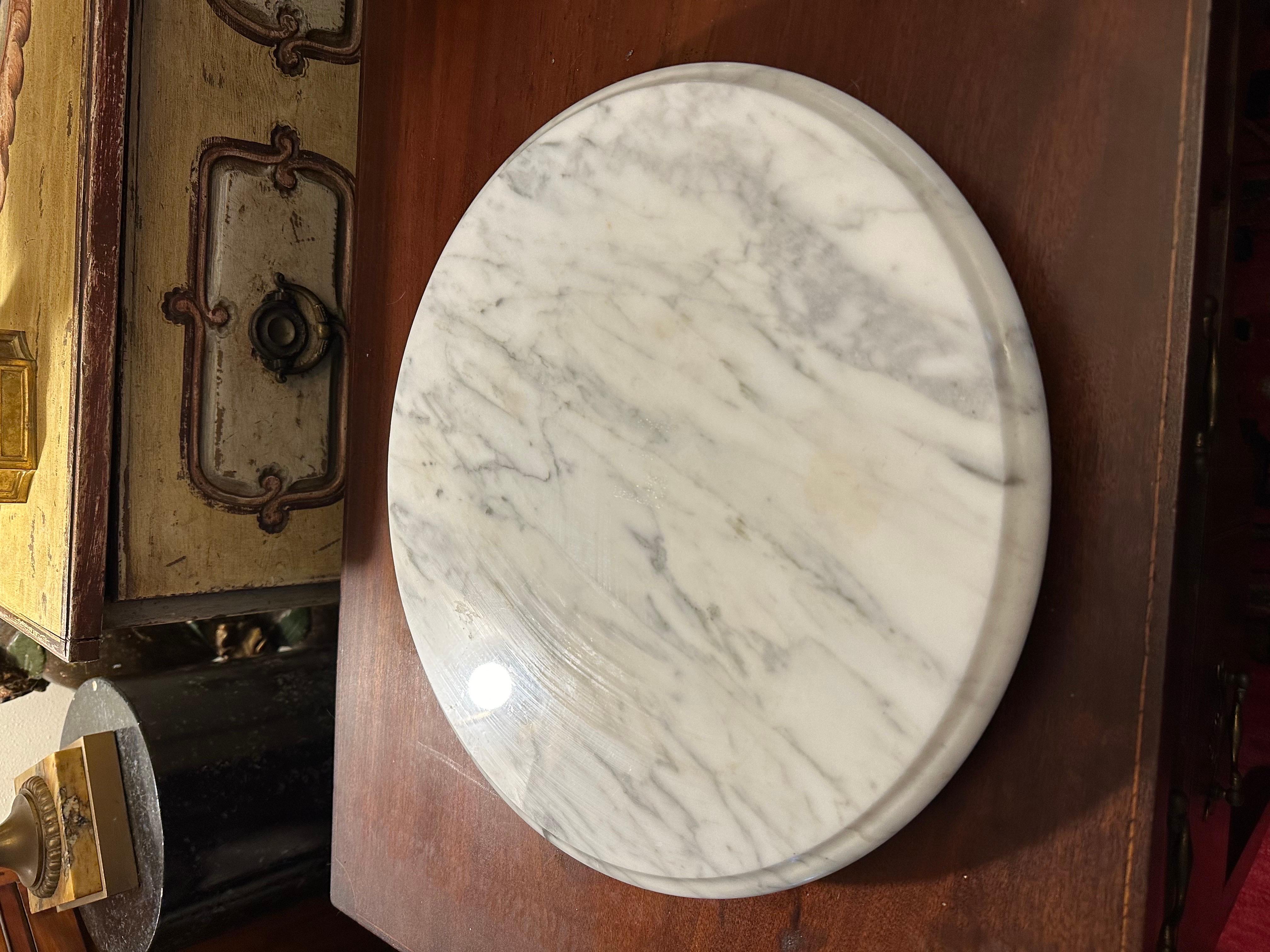 Fauteuil-lavabo vintage italien postmoderne en marbre de Carrare. en vente 1