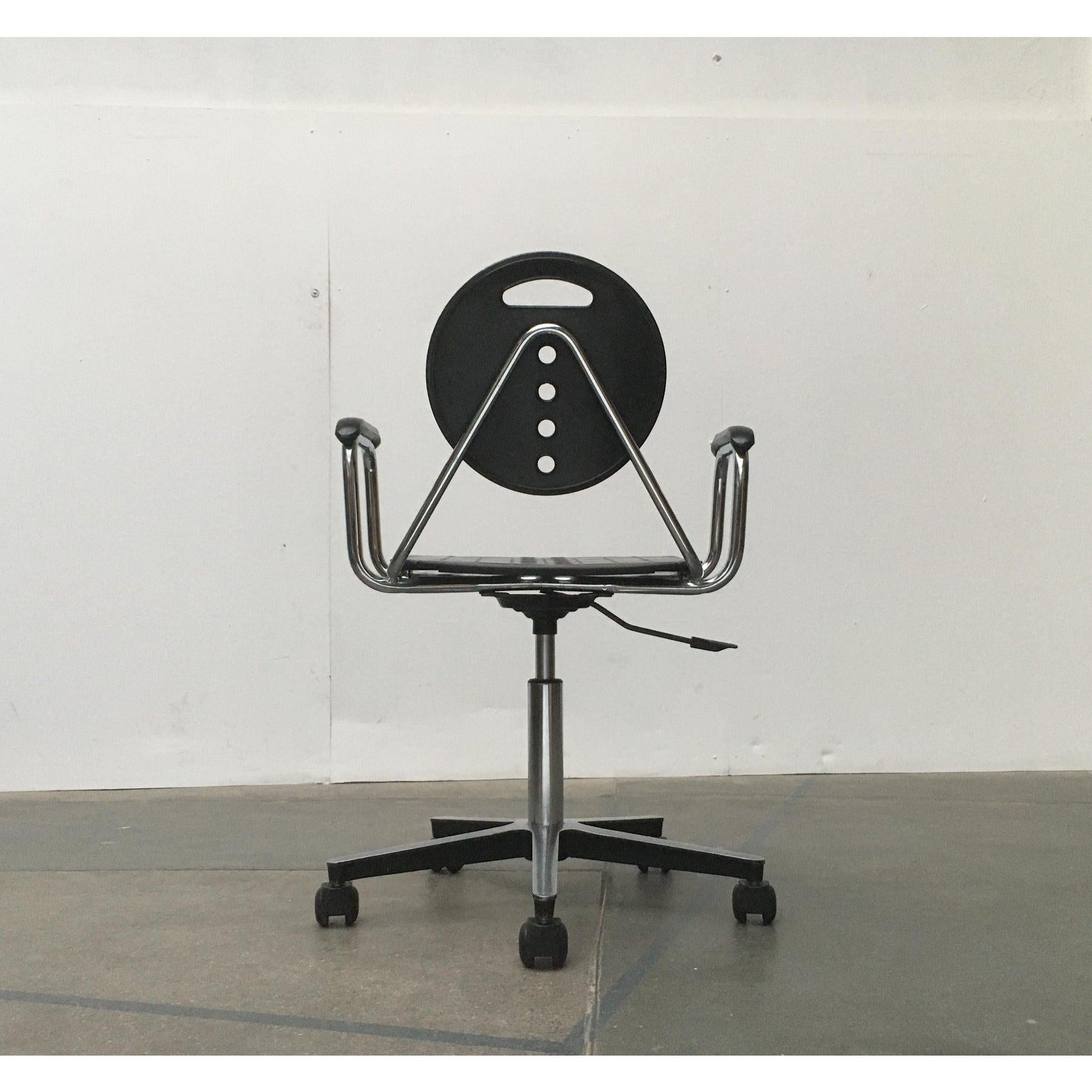 Silla giratoria postmoderna italiana vintage Charlie de Carlo Bimbi & Nilo, años 80 Italiano en venta