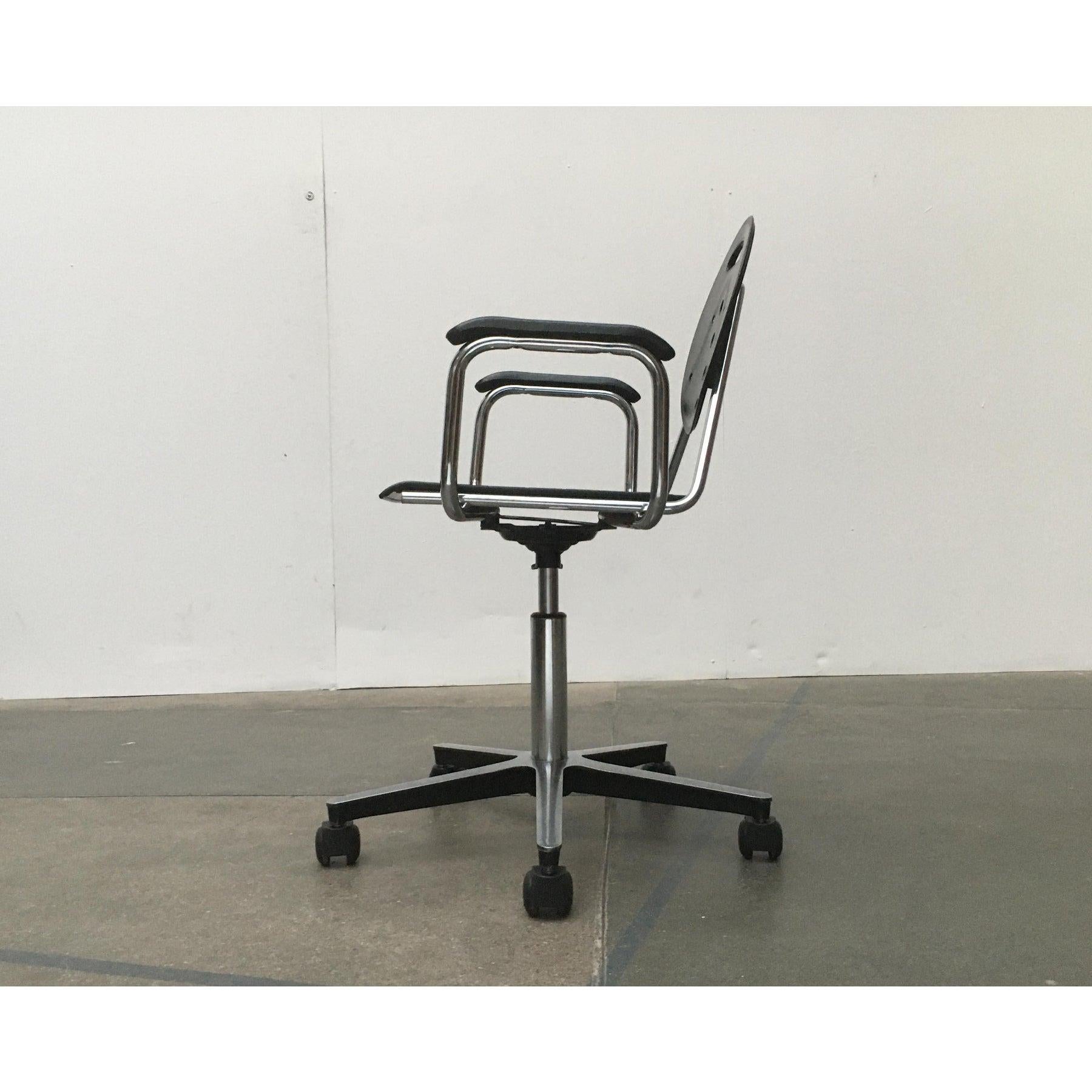 Silla giratoria postmoderna italiana vintage Charlie de Carlo Bimbi & Nilo, años 80 Metal en venta