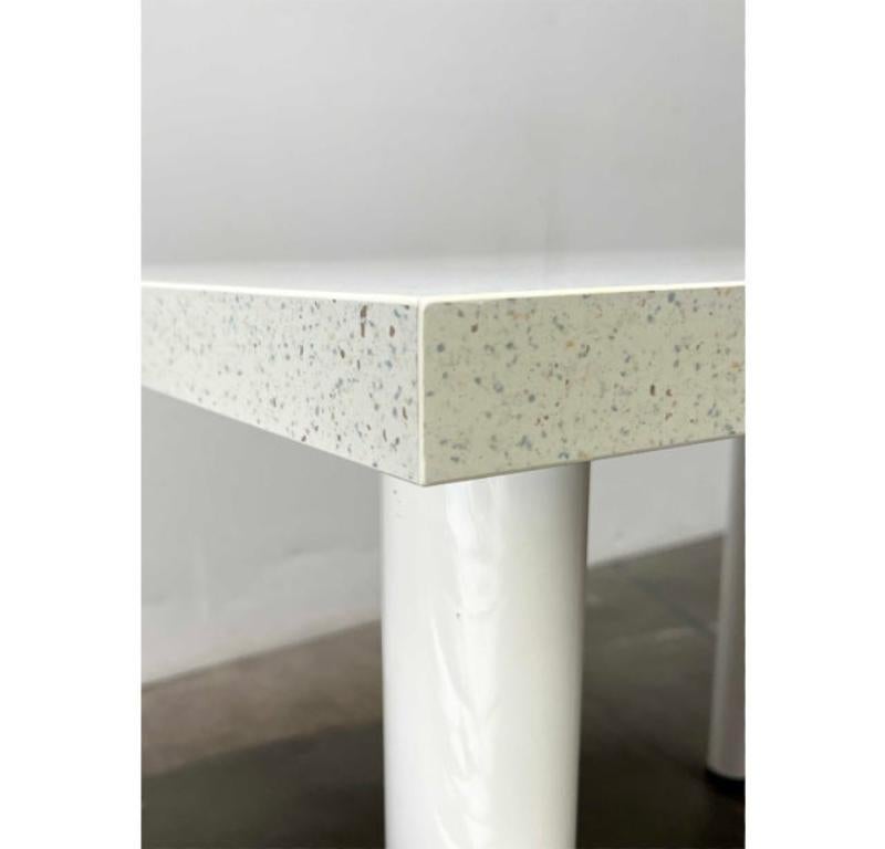 Mesa de comedor postmoderna italiana vintage con superficie estilo terrazo, años 80 en venta 7