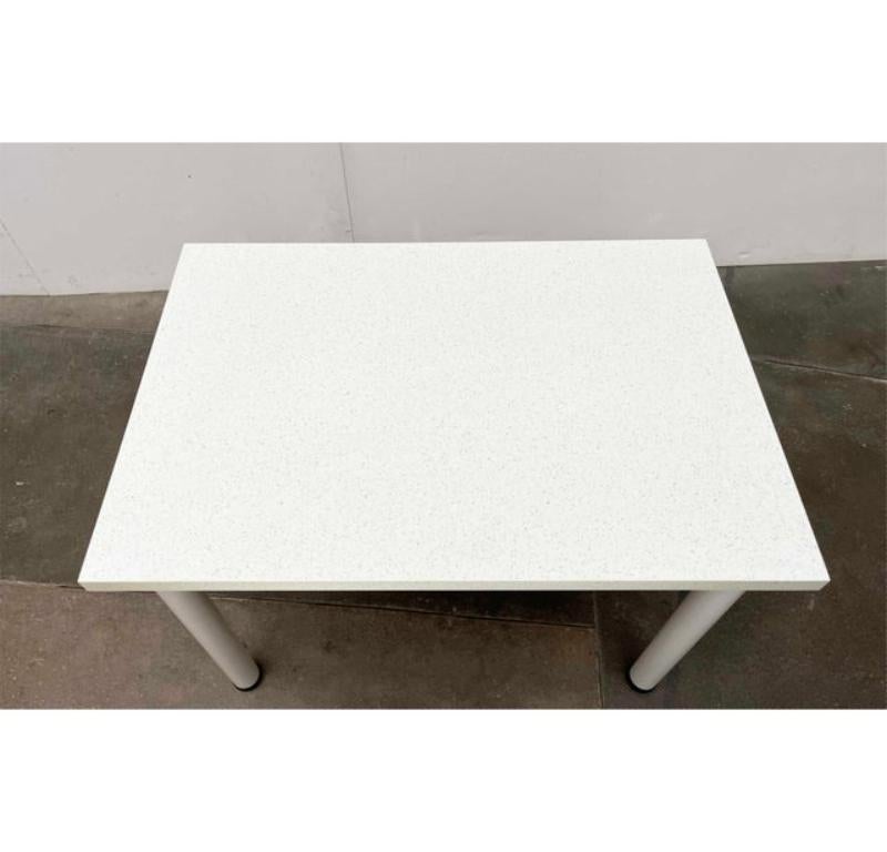 Mesa de comedor postmoderna italiana vintage con superficie estilo terrazo, años 80 en venta 11