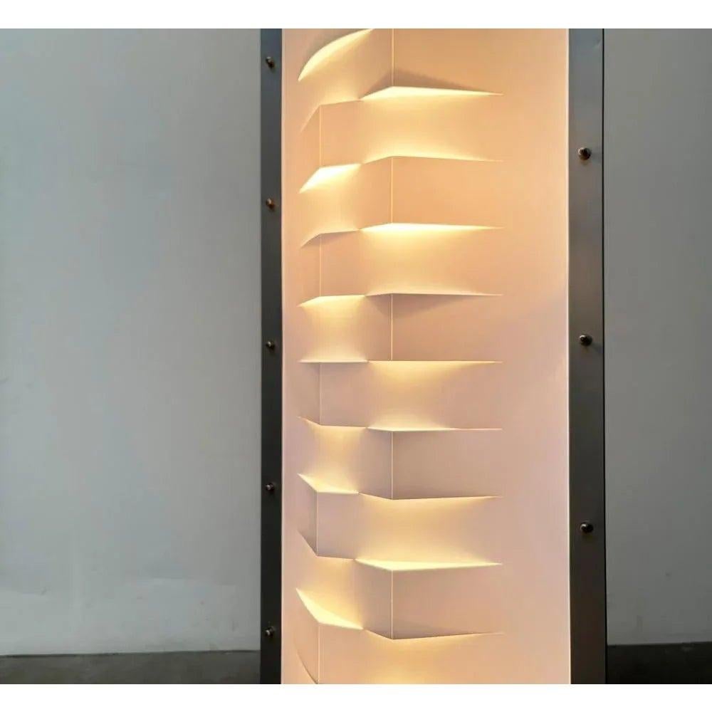 Lampadaire italien postmoderne en forme de modèle de Slamp, années 1990 en vente 2