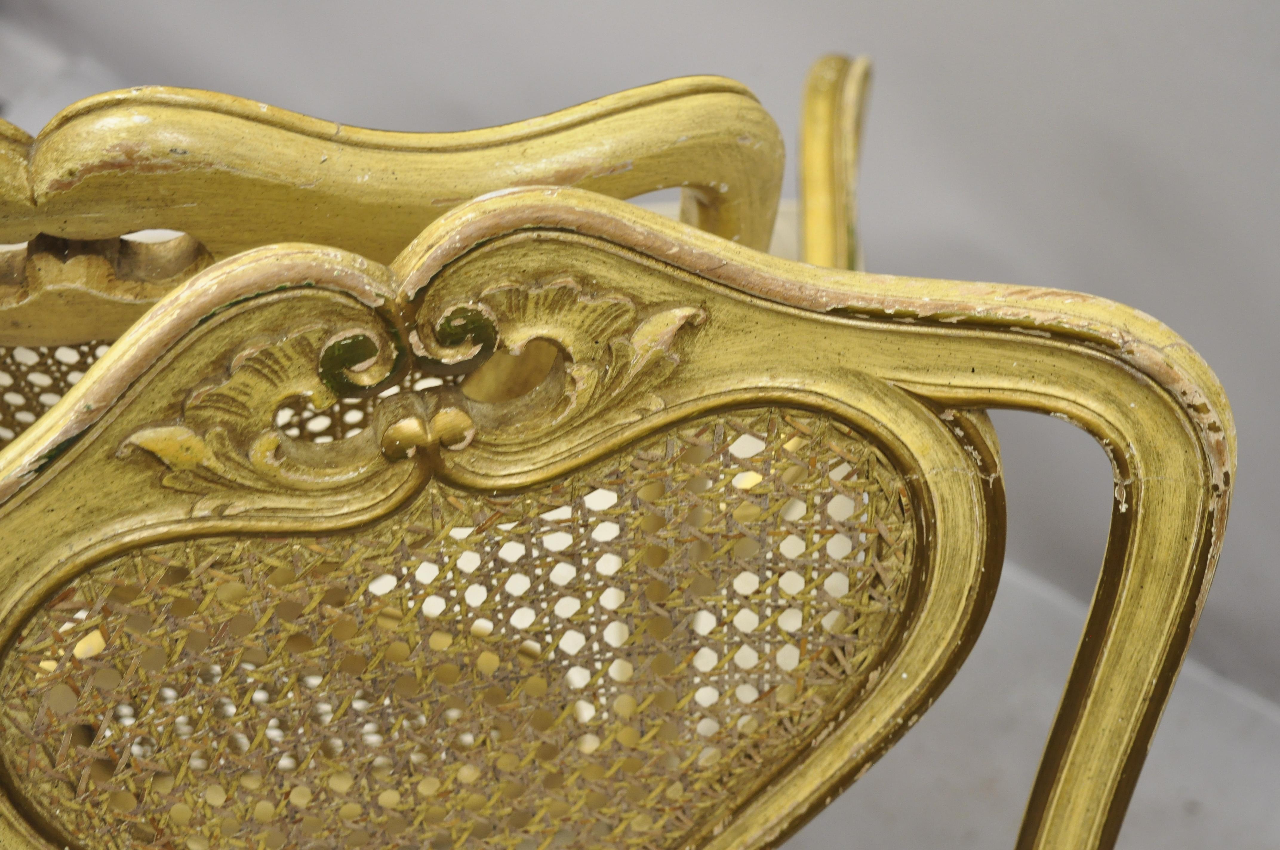 Fauteuils de salle à manger vintage à dossier canné jaune Louis XV de style provincial français italien en vente 3