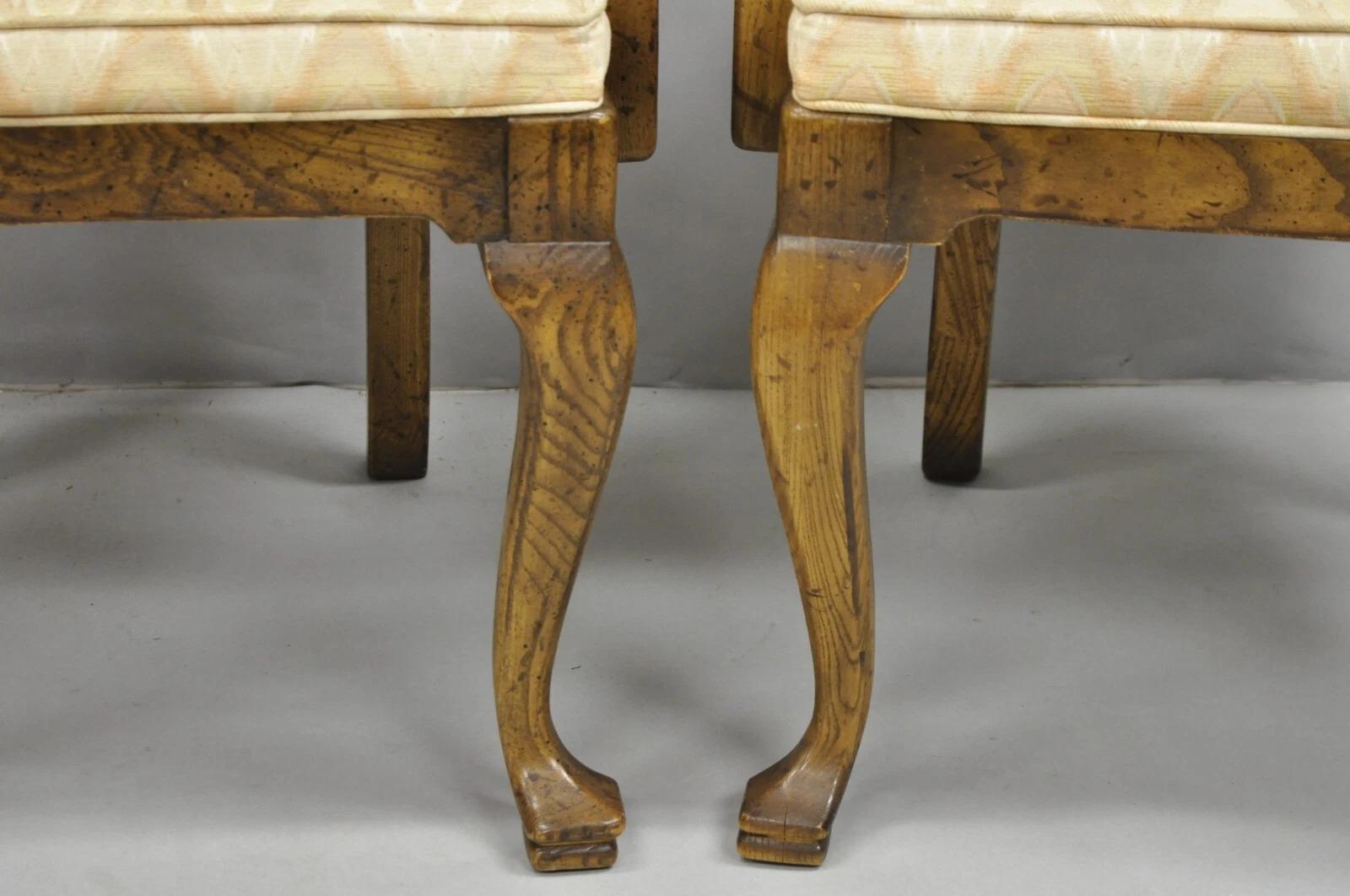 Poltrone da pranzo vintage in legno di Oak Oak Regency - una coppia In condizioni buone in vendita a Philadelphia, PA